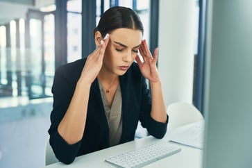Last year, a survey by CNBC and Acorns Invest in You revealed that 25% of Americans experienced financial stress on a constant basis.