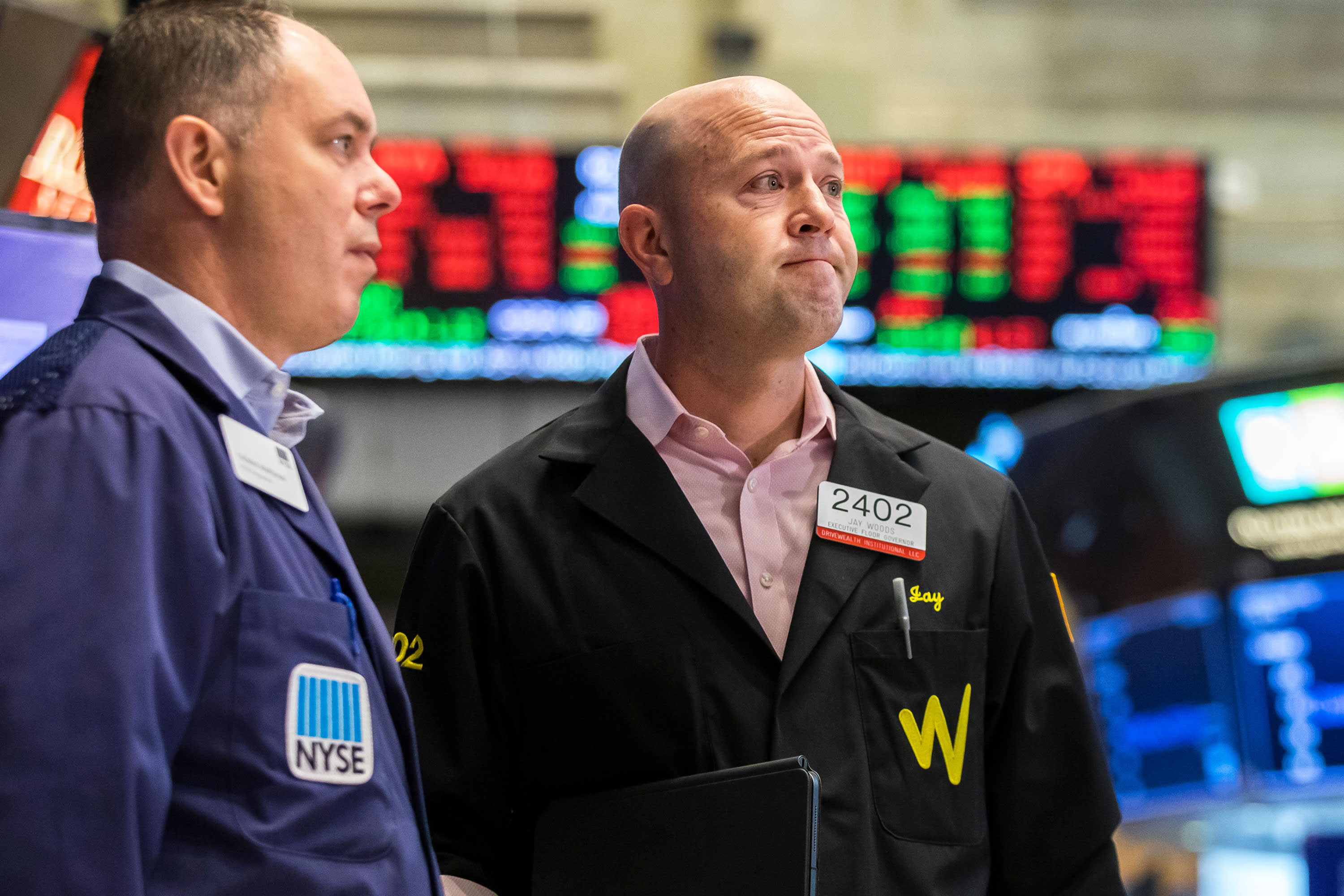 In the week ahead, oil, inflation, and interest rates could serve as indicators for stock performance.