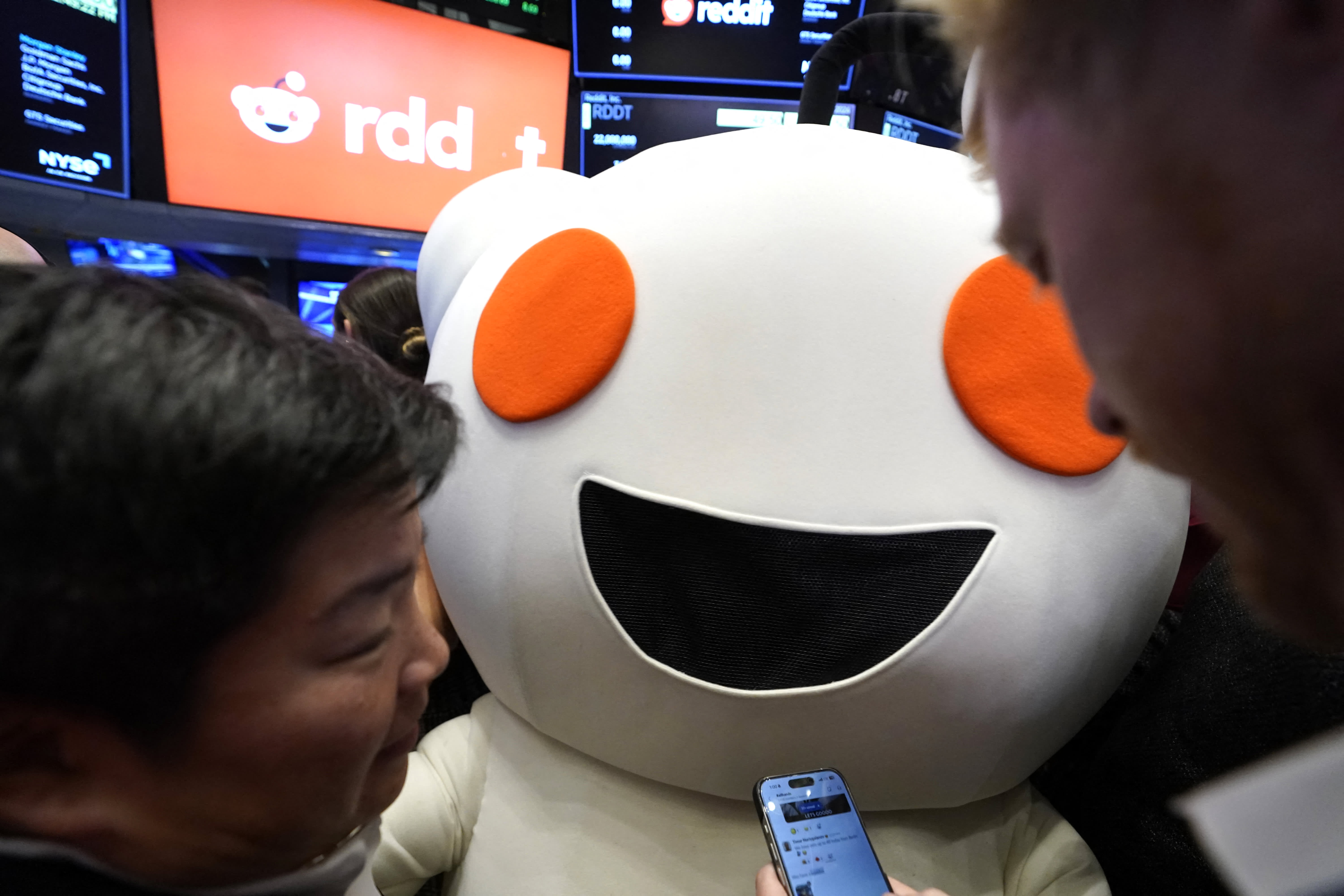 Over $600 million in value was attributed to Sam Altman's Reddit stake following its initial public offering on the NYSE.