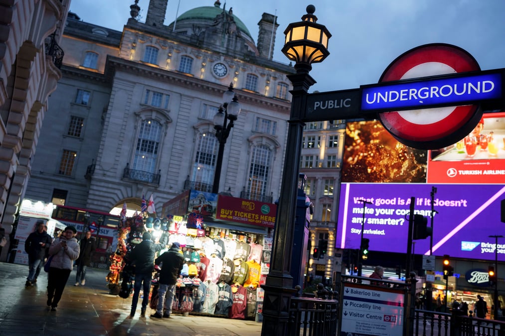 After data shocks, traders predict more Bank of England rate cuts in 2025.