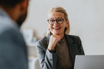 A hiring expert with 20 years of experience claims that job-seekers often overlook a "very basic" aspect during interviews.