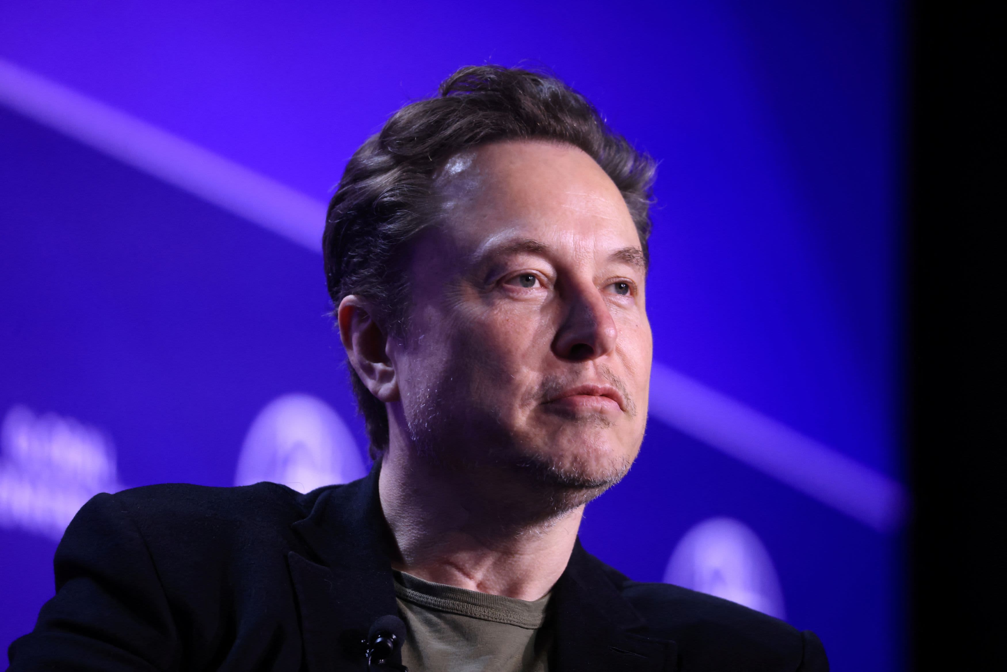 The Tesla shareholder vote on Musk's pay package will not settle the ongoing legal disputes.