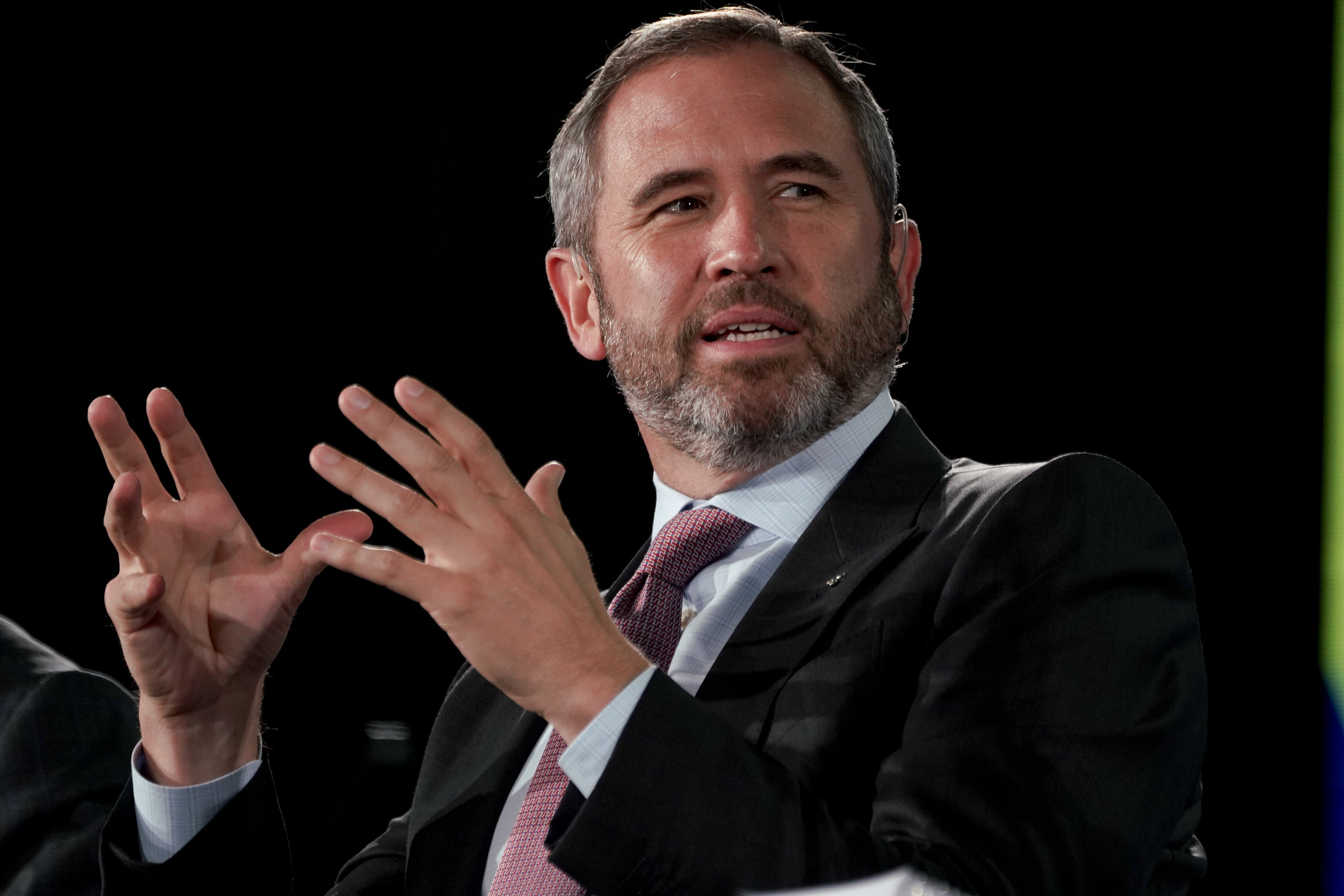 Brad Garlinghouse, CEO of Ripple, discusses the legal battle with the SEC and upcoming election.