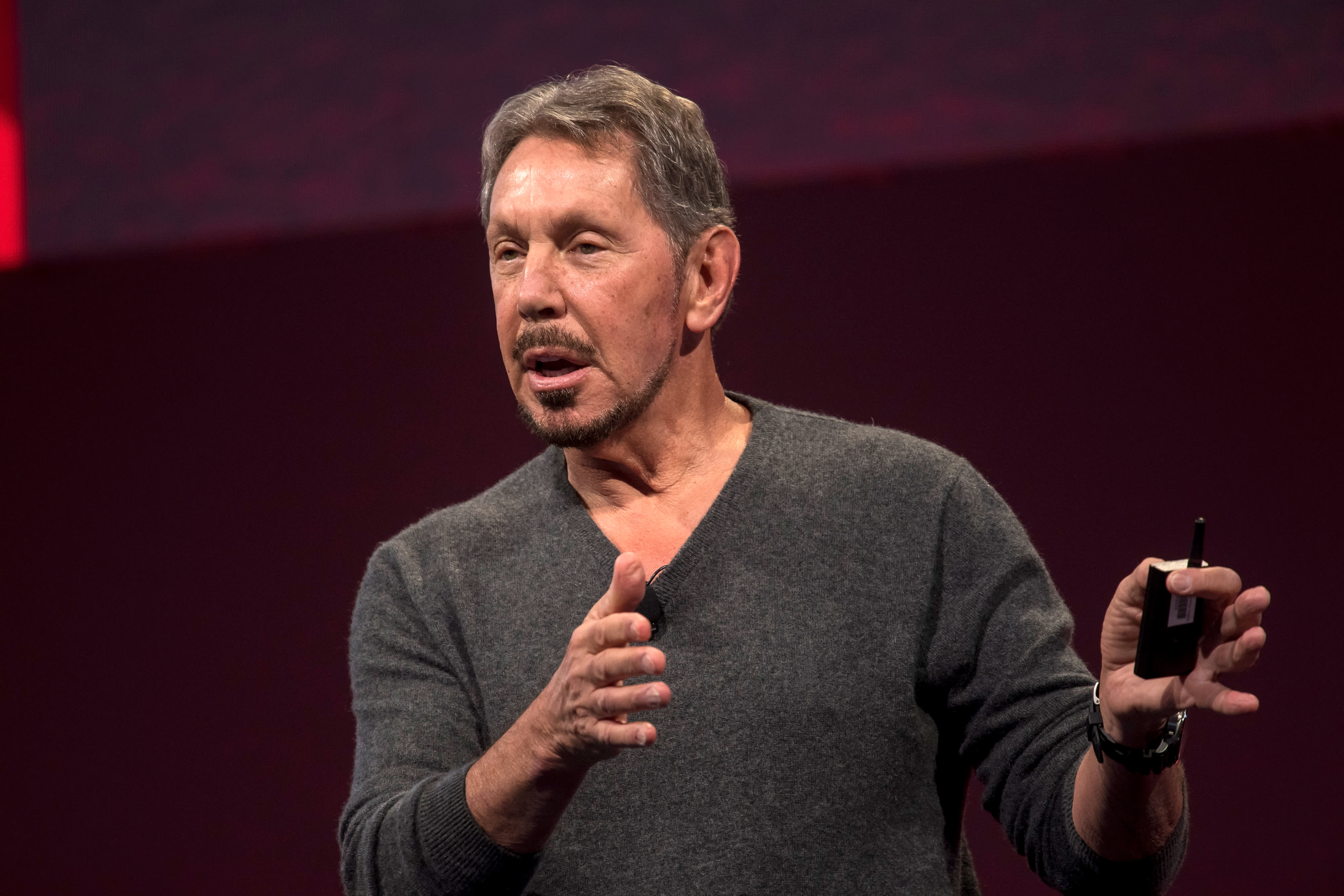 Oracle's light cloud revenue causes shares to drop over 12%.