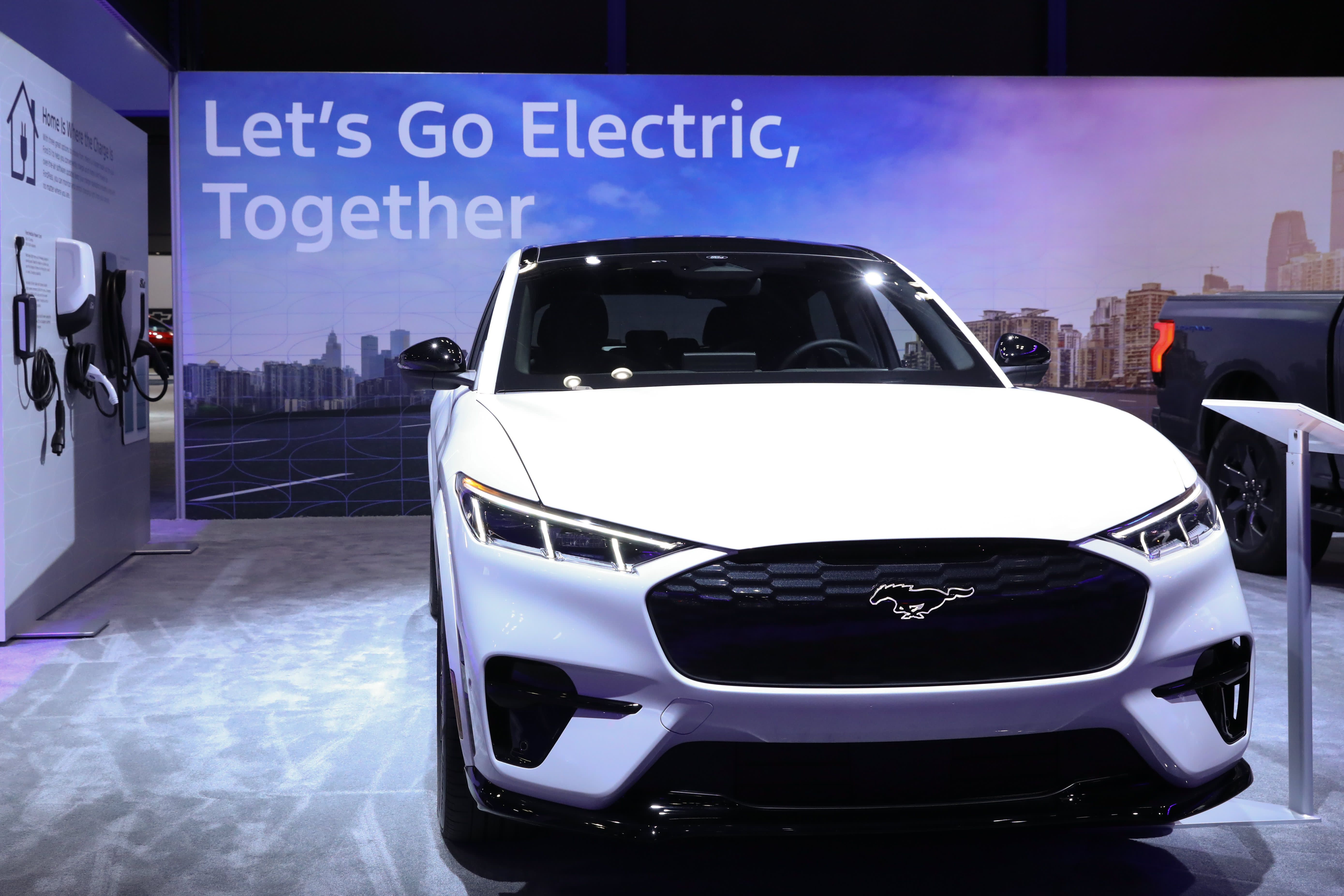 Ford strives to increase EV sales and alleviate owner concerns through the introduction of a new benefits program.