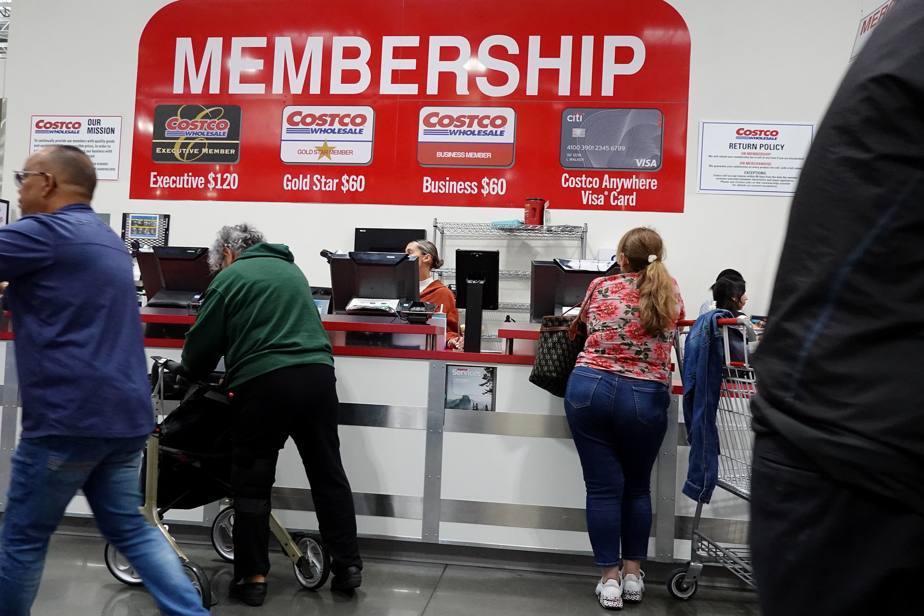 Is the $130 Costco Executive Membership still a good value?