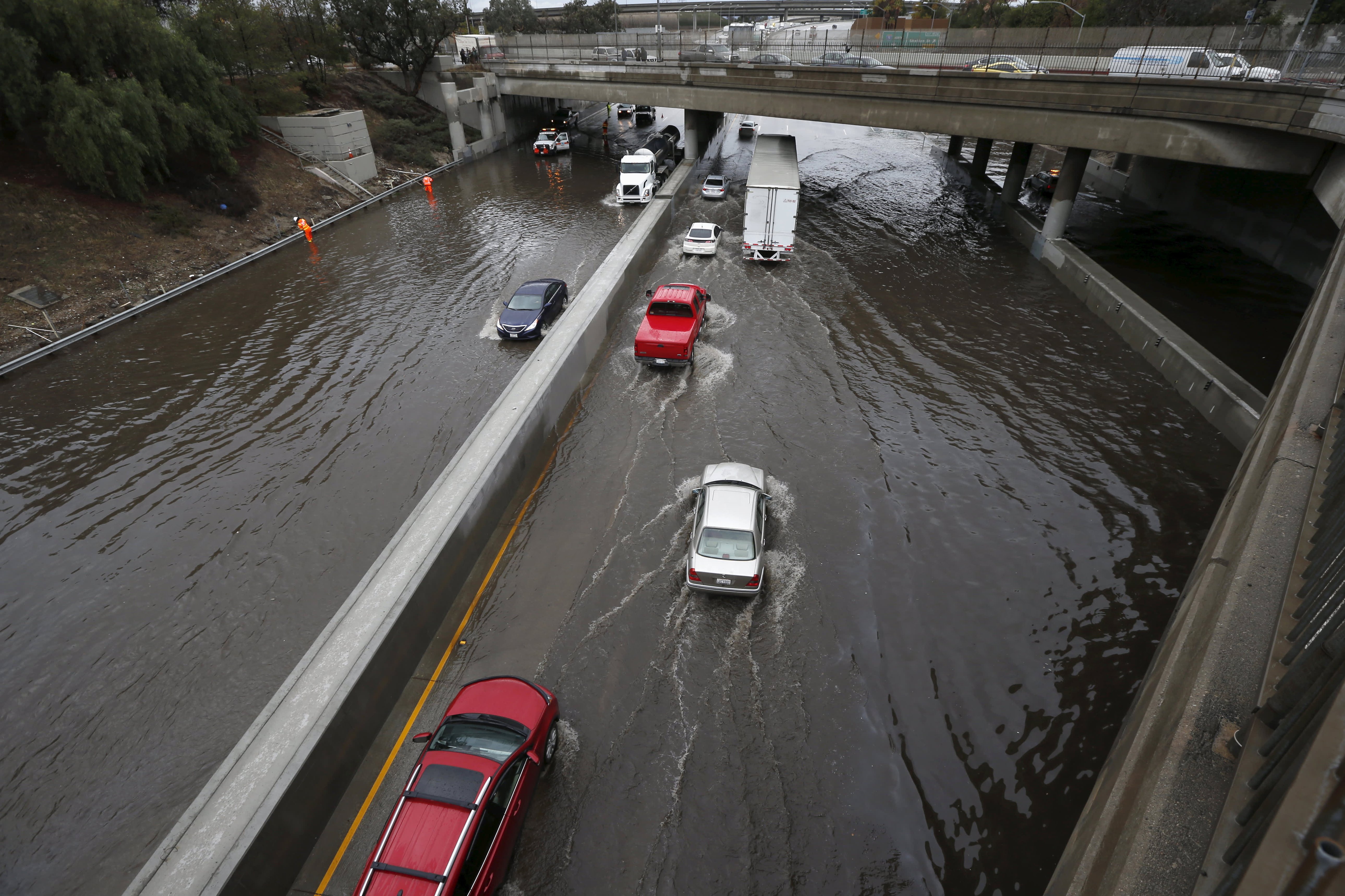 What is the predicted impact of El Niño on winter weather?
