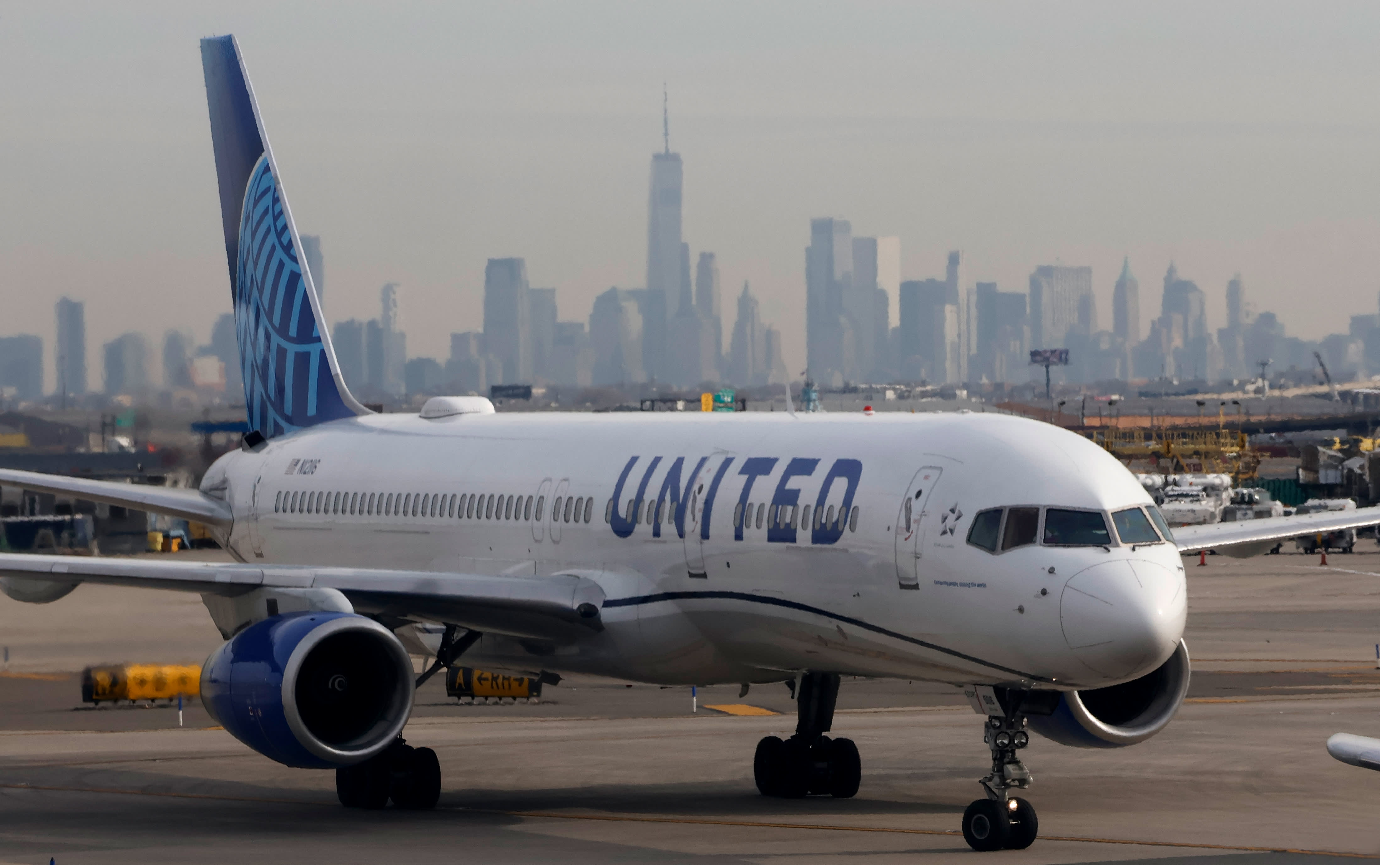 United Airlines exceeds first-quarter outlook estimates after experiencing a surge in profits to end 2024.