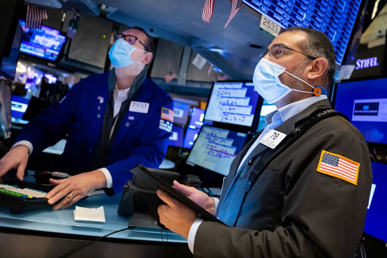 In the upcoming week, markets may experience volatility due to the Federal Reserve's rate discussion and the ongoing tensions in Ukraine.