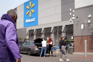Walmart's expanded partnership causes Affirm stock to surge over 15%.