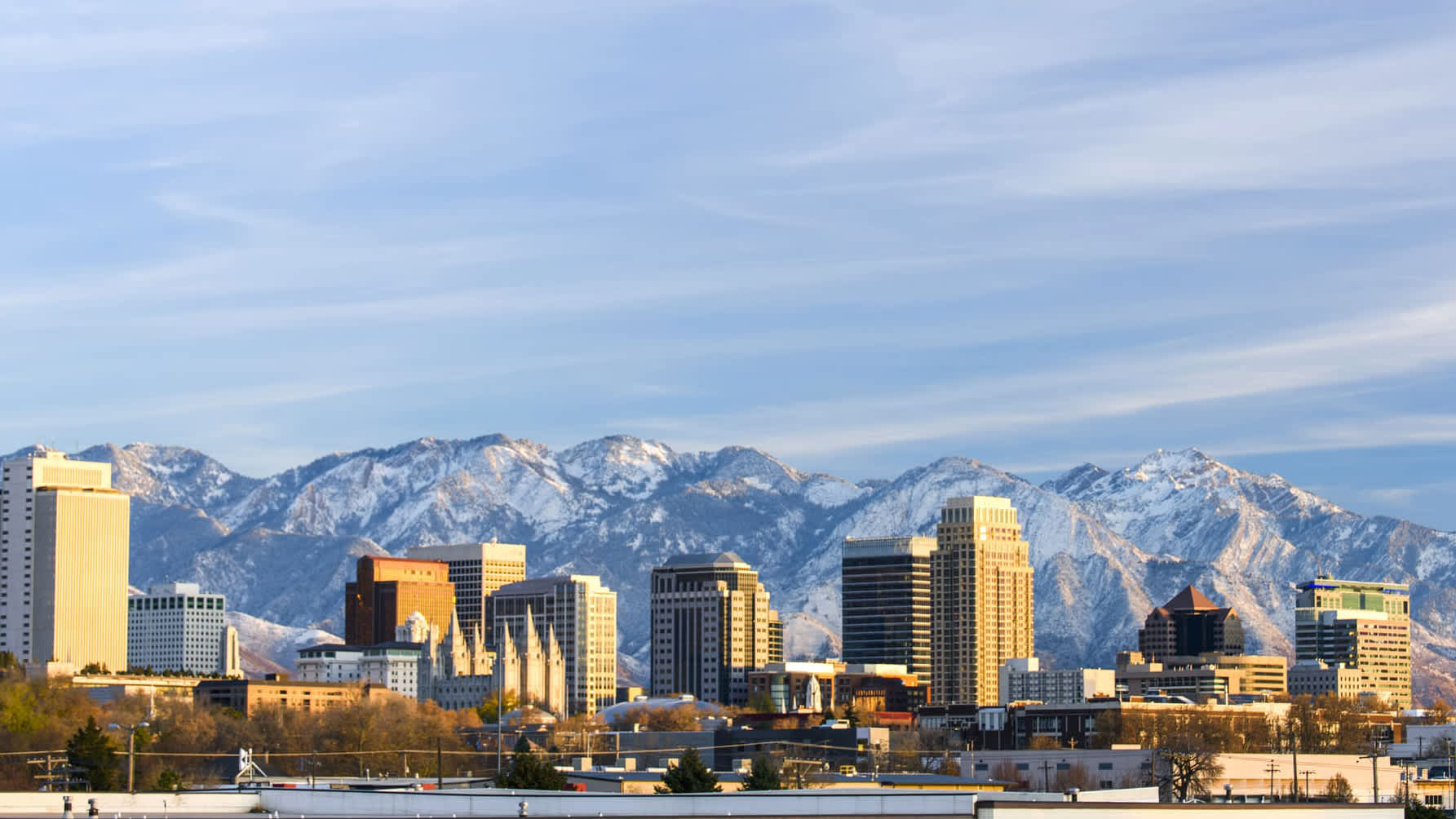 Utah's 'Silicon Slopes' tech industry is gaining momentum and challenging Silicon Valley's dominance.
