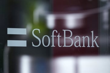 Elliott Management's Push for $15 Billion in SoftBank Buybacks Boosts Shares by 6.3%