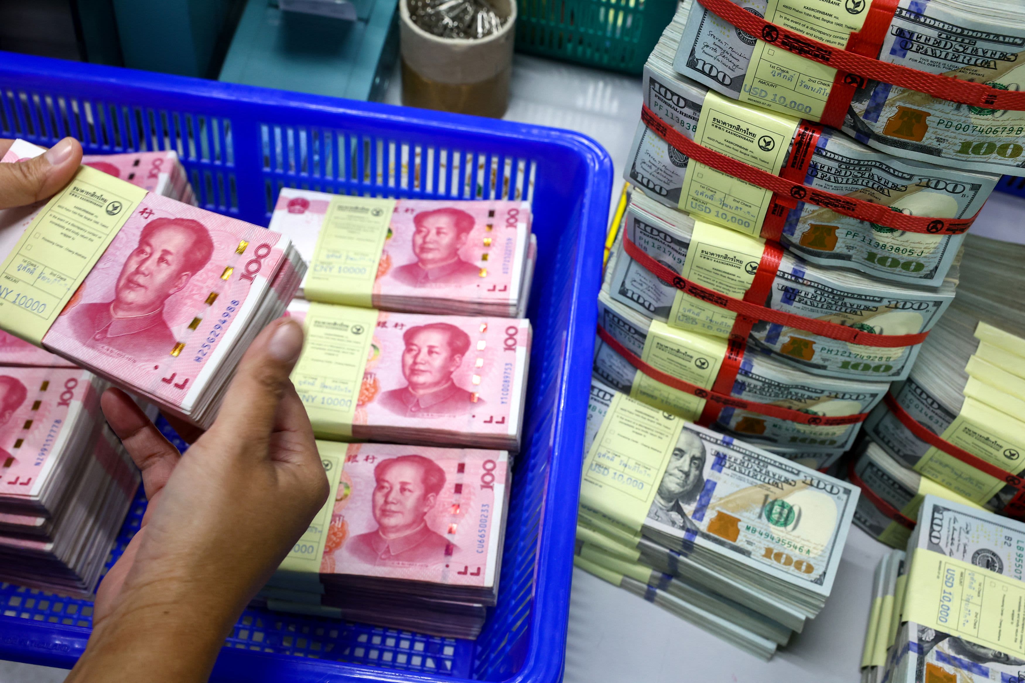 While the yuan's global currency status may be gaining traction, top CEOs perceive more obstacles to overcome.