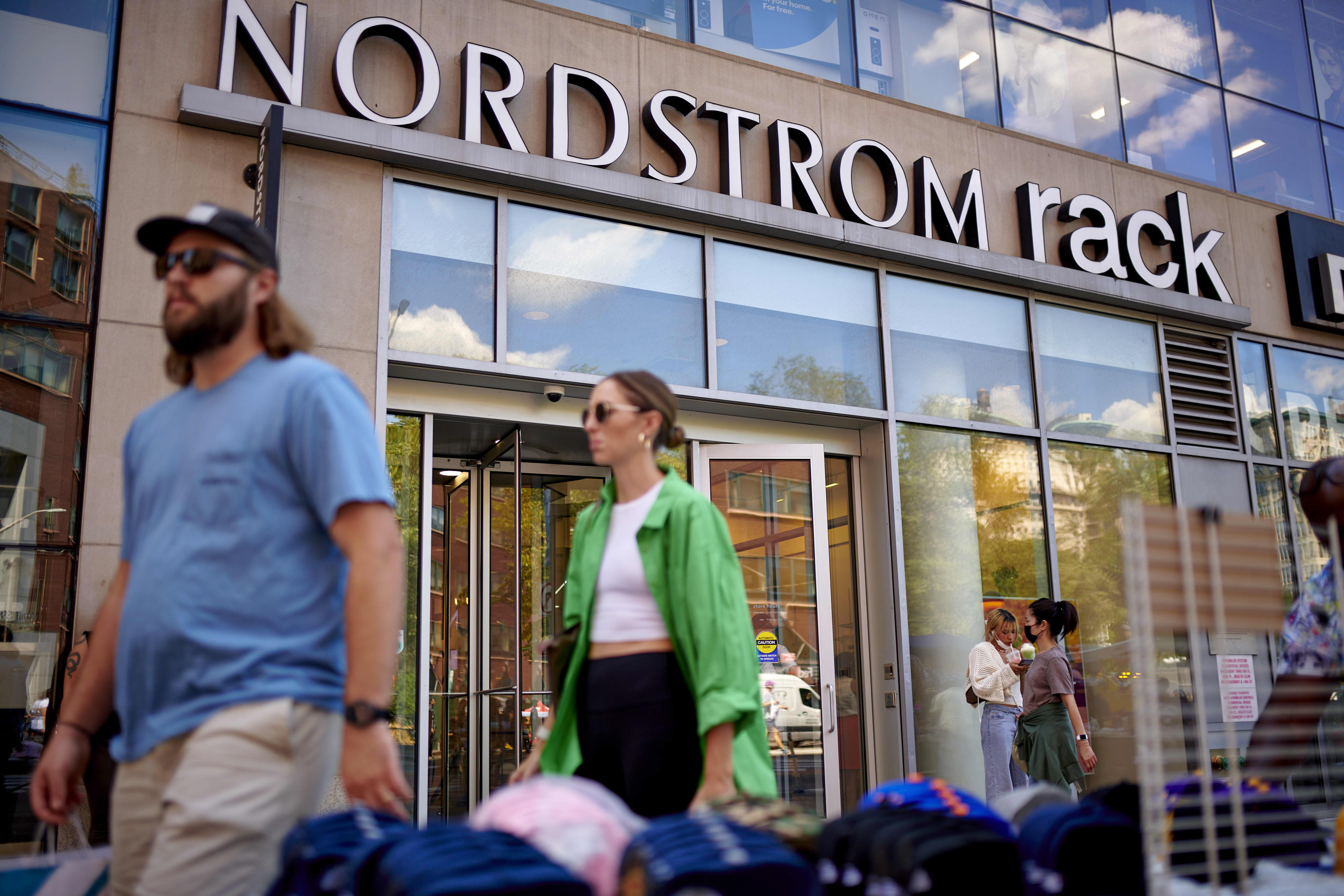 Nordstrom's earnings exceed expectations, resulting in a 10% stock jump, but the retailer provides cautious future outlook.