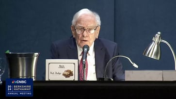 One question posed by AI has left economists baffled for a century, according to Warren Buffett.