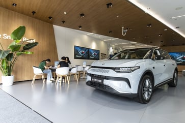 The surge in electric cars in China is mainly driven by hybrids.