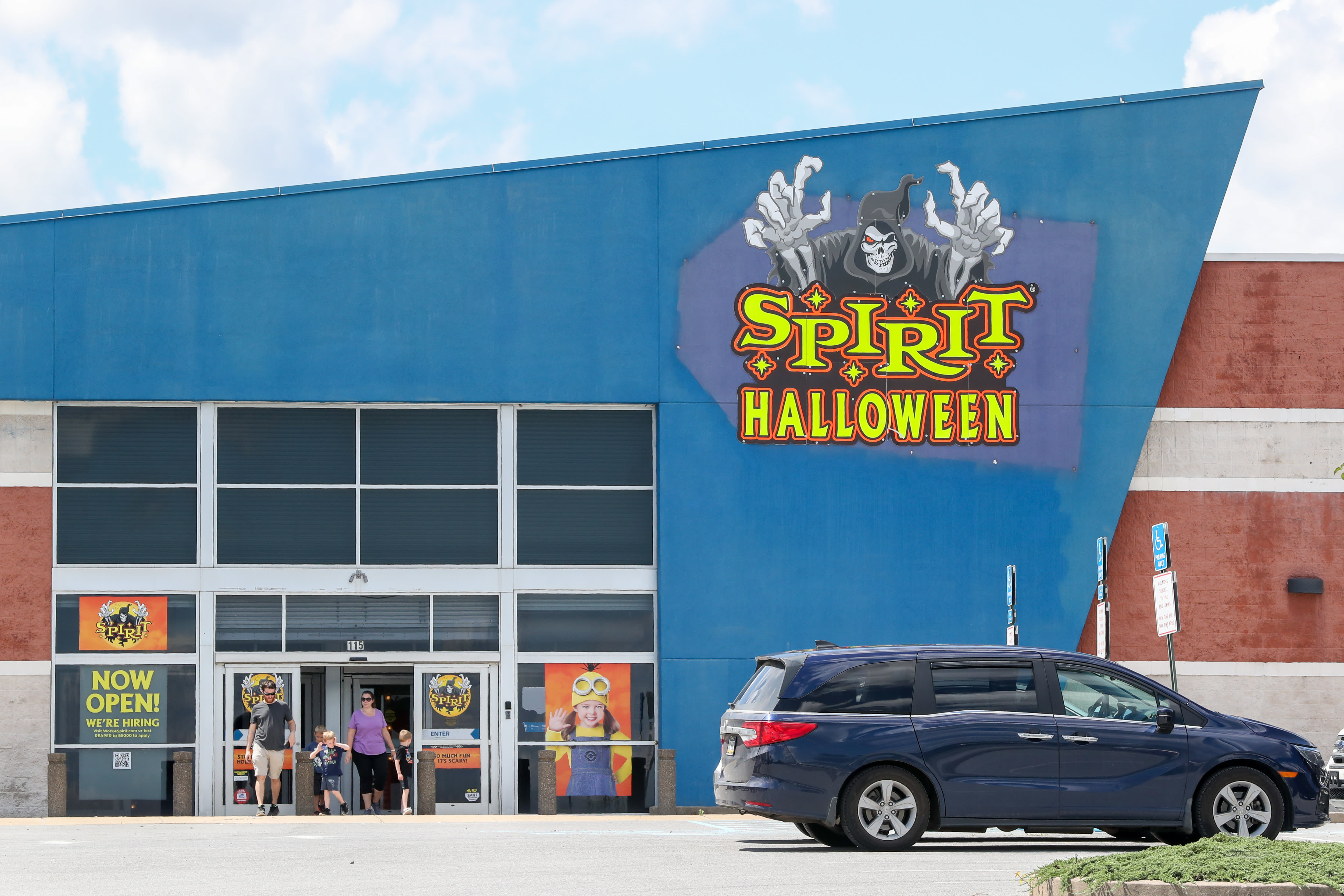 Spirit Halloween to launch 10 new 'Spirit Christmas' stores for holiday shoppers.