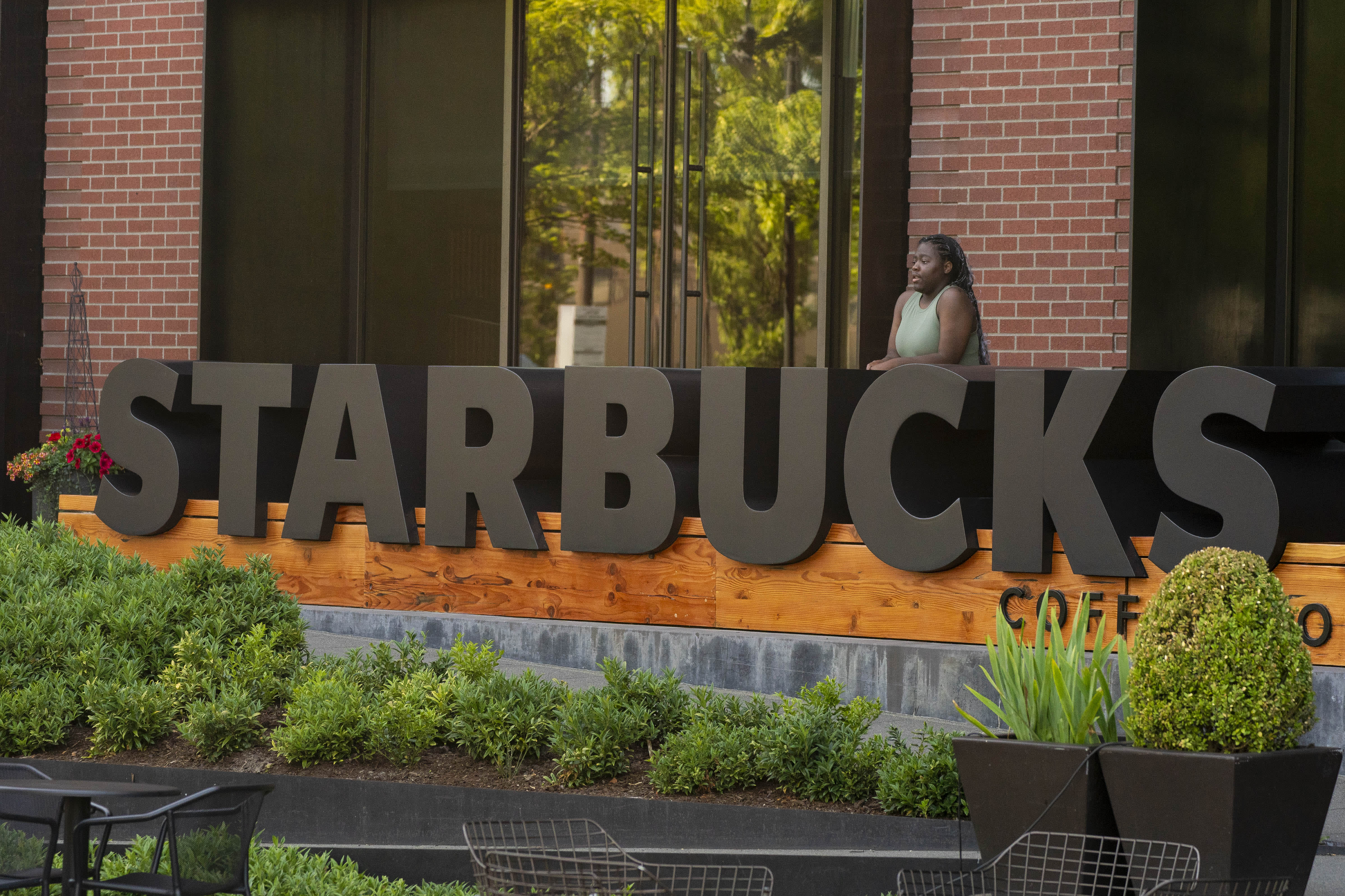 Starbucks invests in two innovation farms to enhance its coffee resilience to climate change.