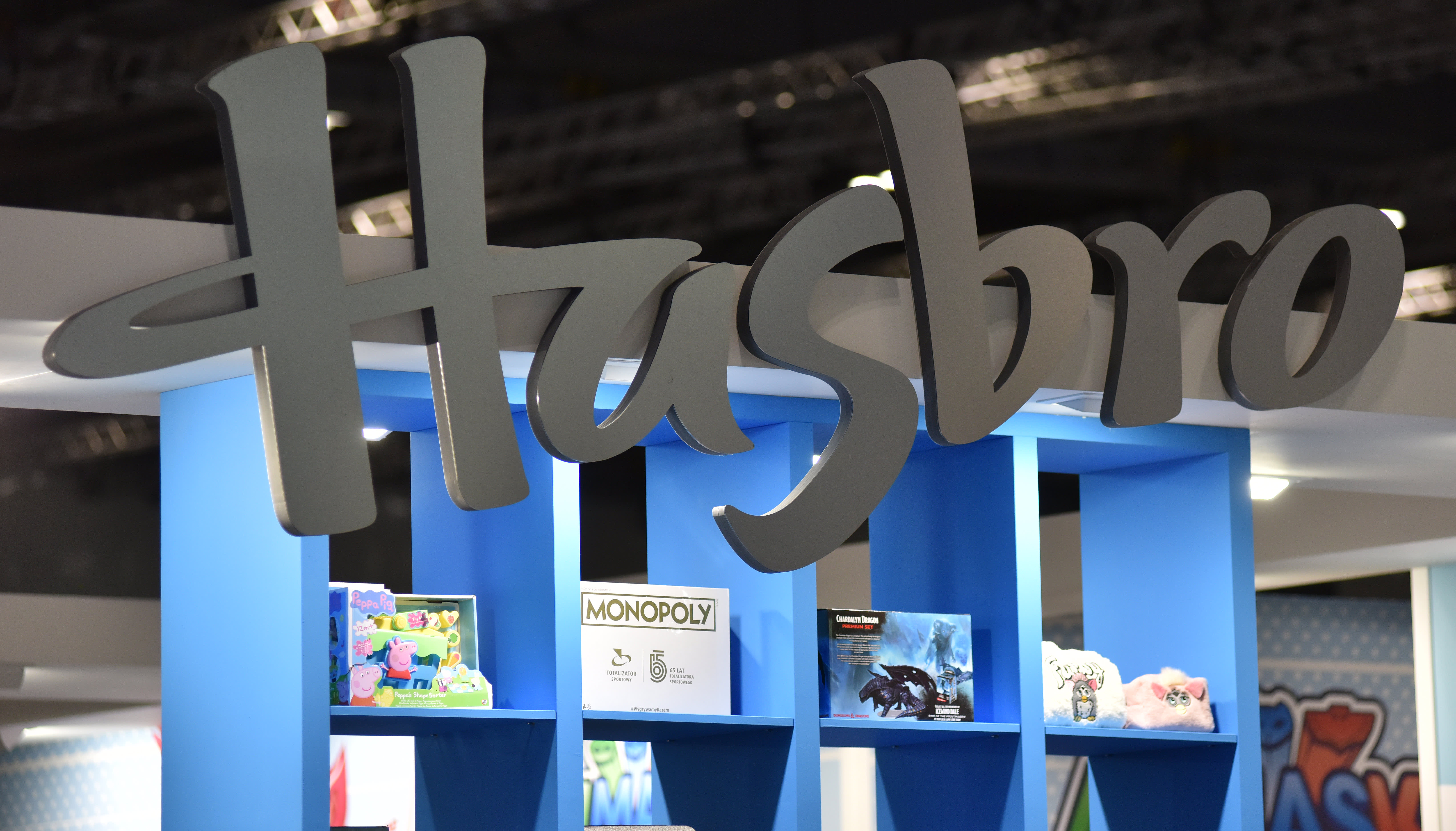 Hasbro reports a 20% decline in revenue and provides a pessimistic 2024 outlook.