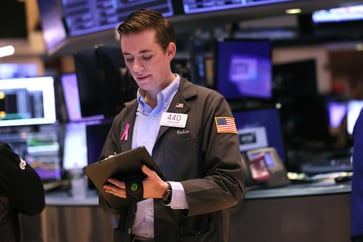 The 10-year Treasury yield decreases as investors contemplate if the Fed will continue increasing interest rates.