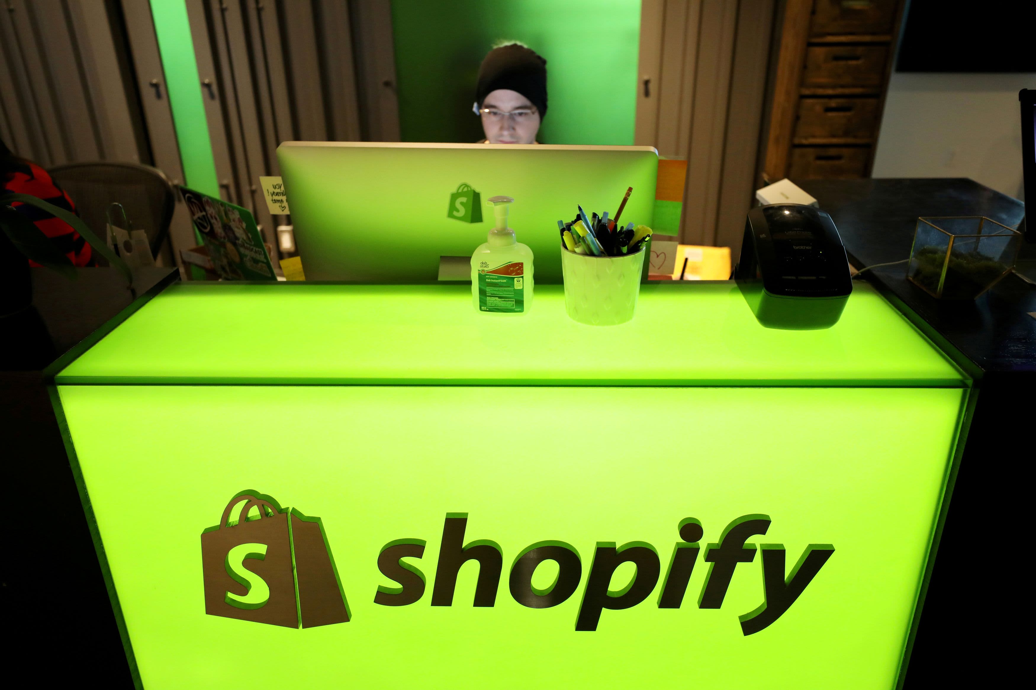 Revenue beat leads to 25% increase in Shopify stock value