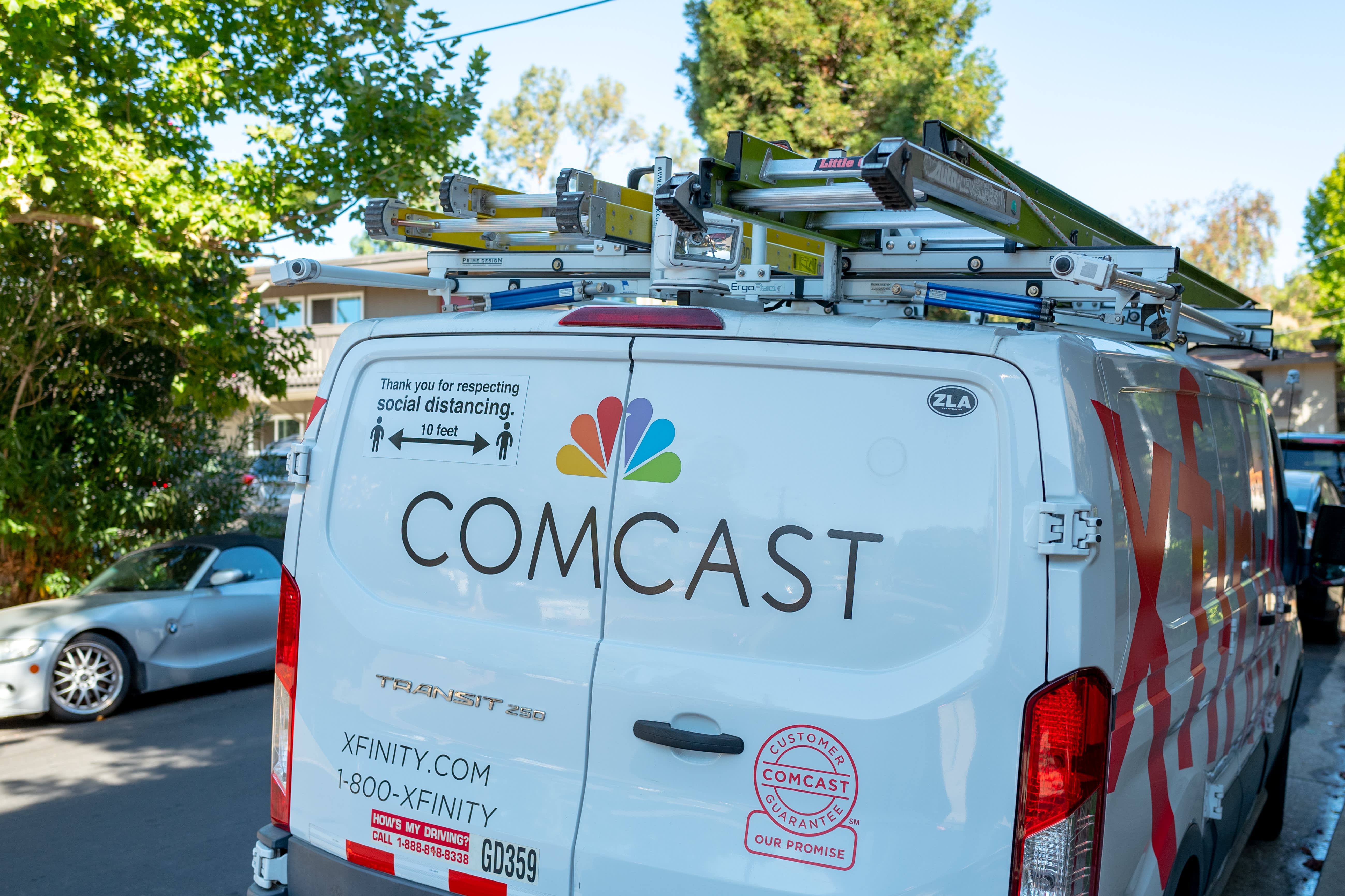 Comcast's stock price drops as executive admits broadband market is highly competitive.