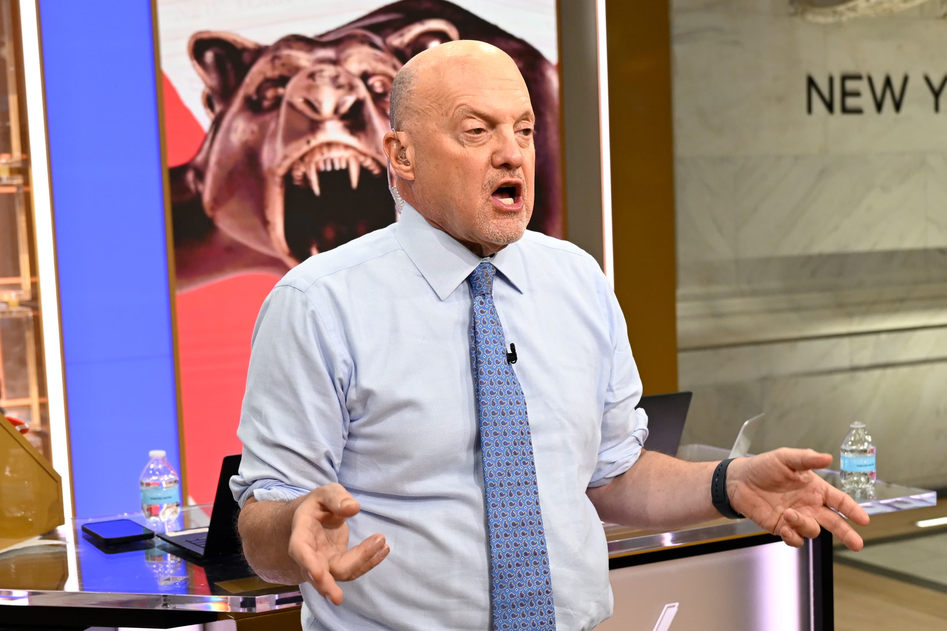 Cramer discusses the reasons behind the lack of sellers in the market.