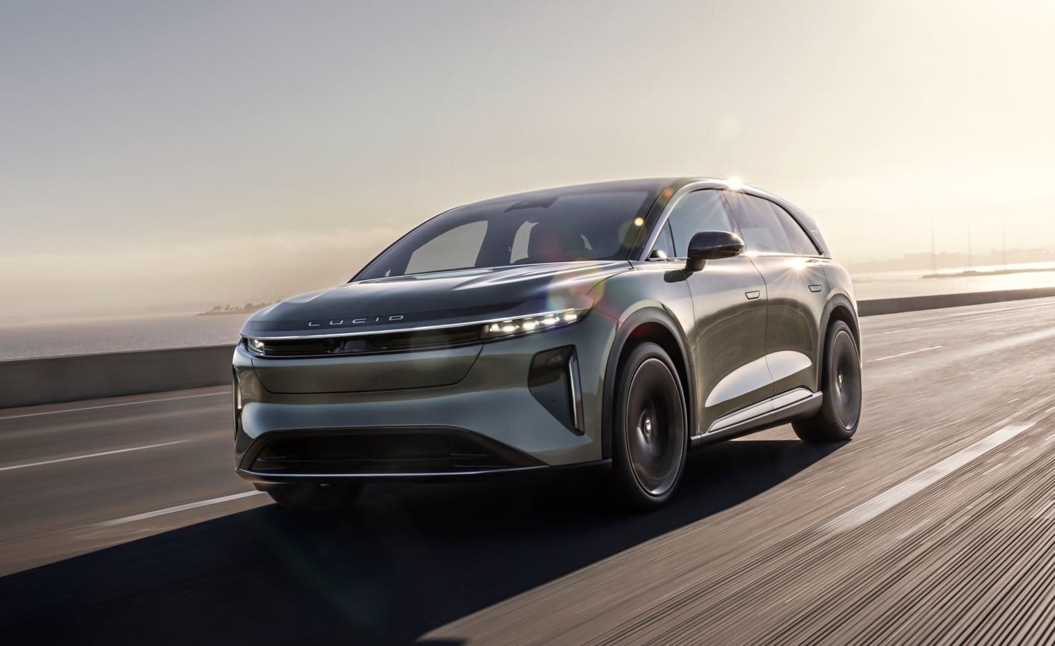 New Gravity SUV orders are expected to open with high expectations from Lucid.