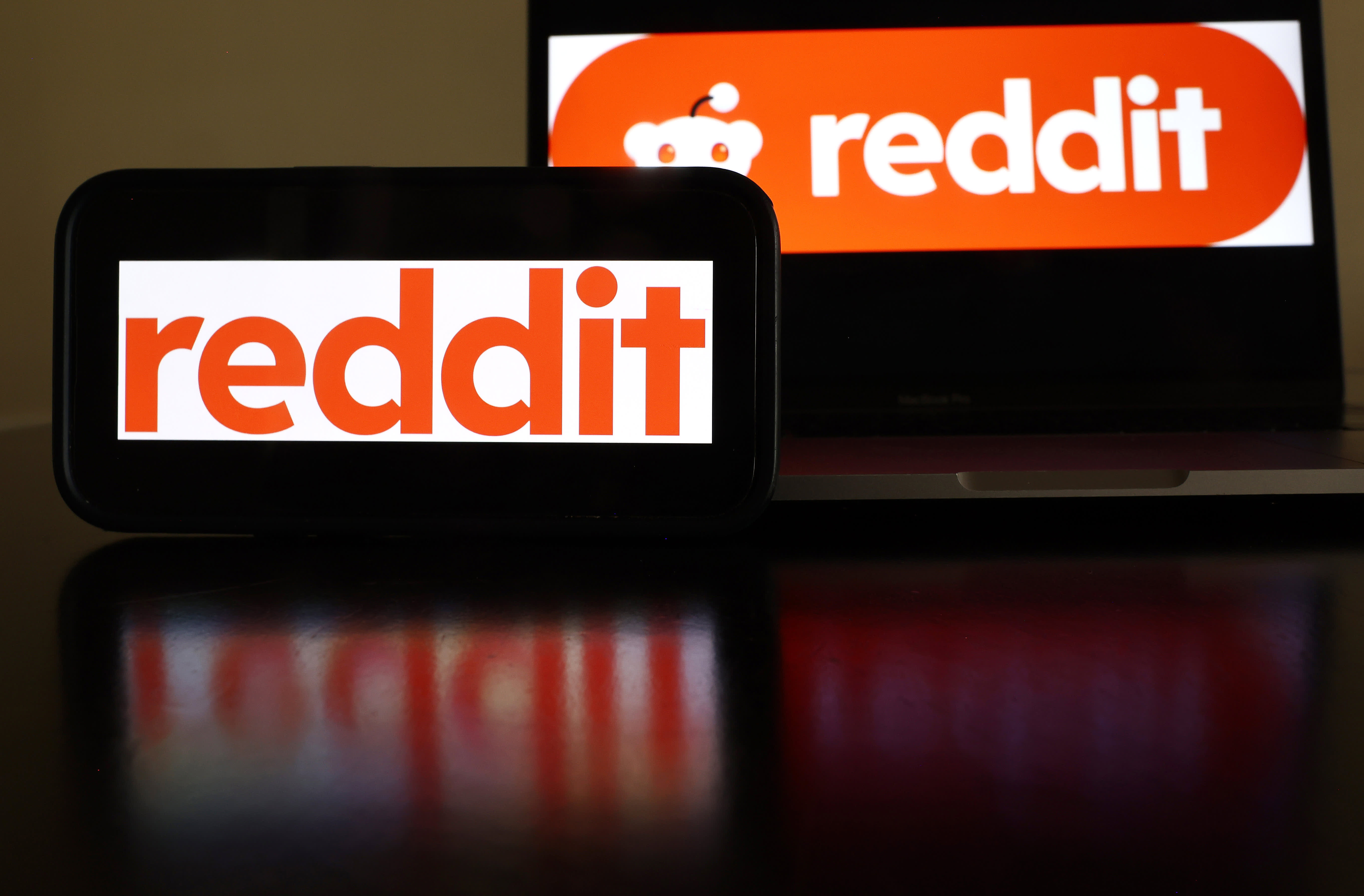 Reddit is considering an IPO valuation of up to $6.5 billion.