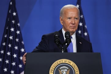 At a press conference, Biden boasts about decreasing inflation and criticizes Trump's tariffs.