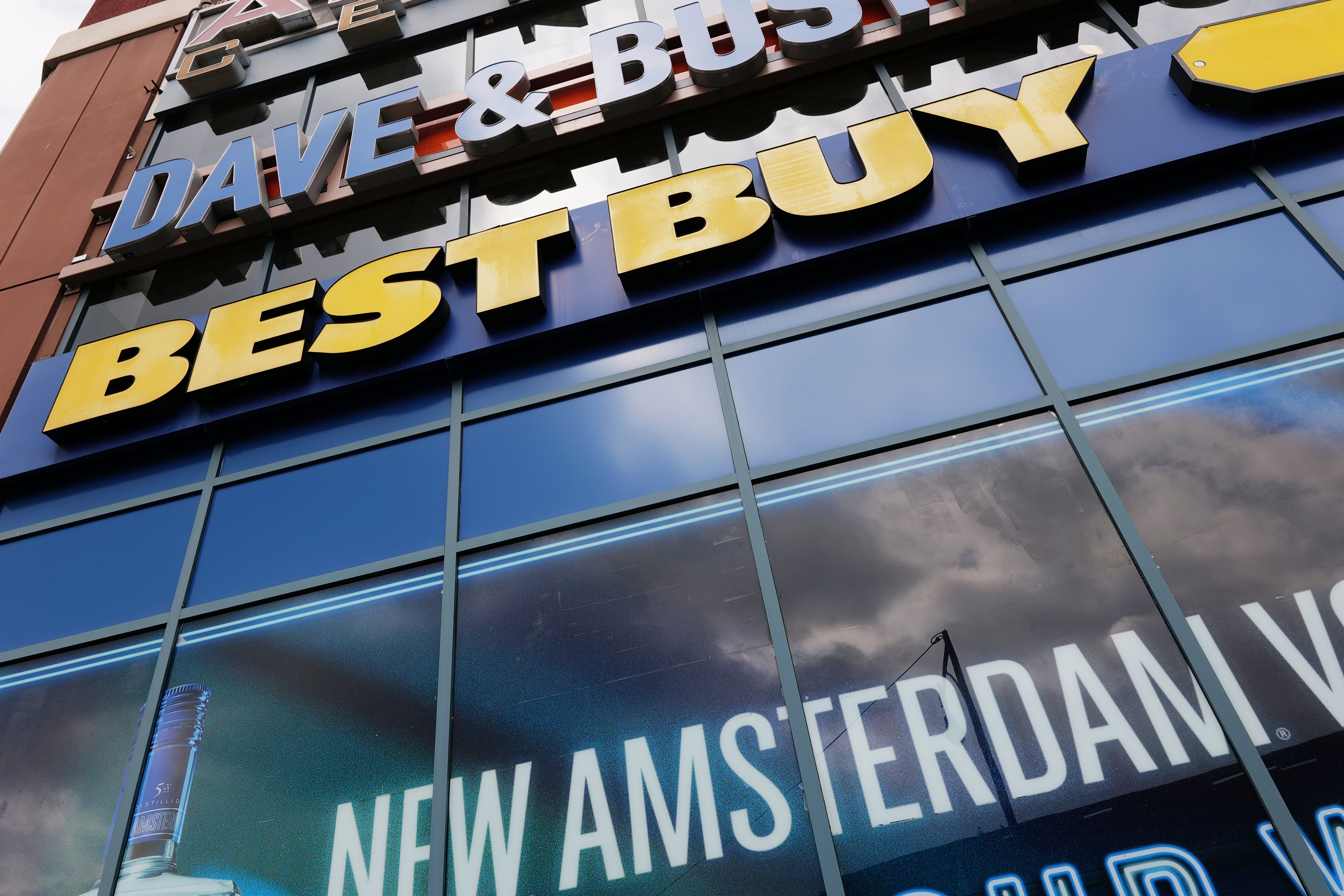 Consumer electronics demand remains weak in another quarter for Best Buy.