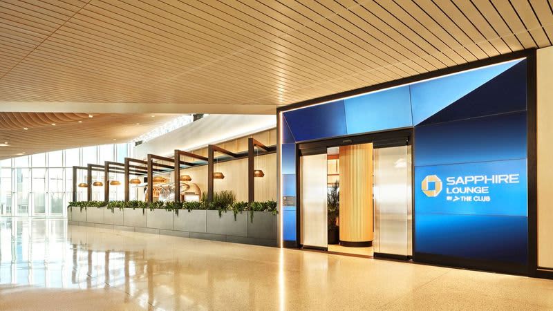 Phoenix and San Diego now have Chase Sapphire Lounges - here's how to access them.