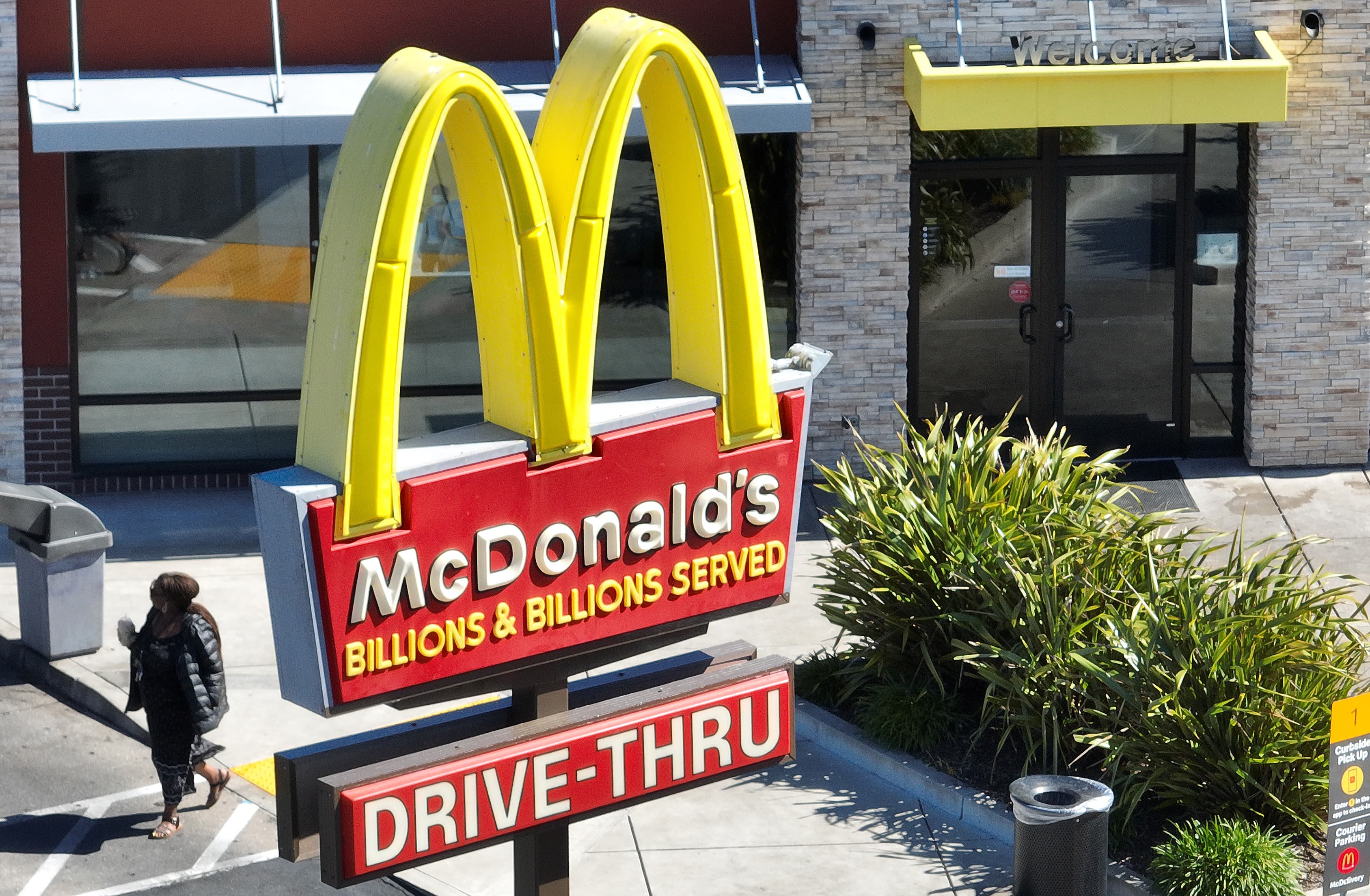 McDonald's is expanding its $5 value meal to most U.S. markets as customers return to restaurants.