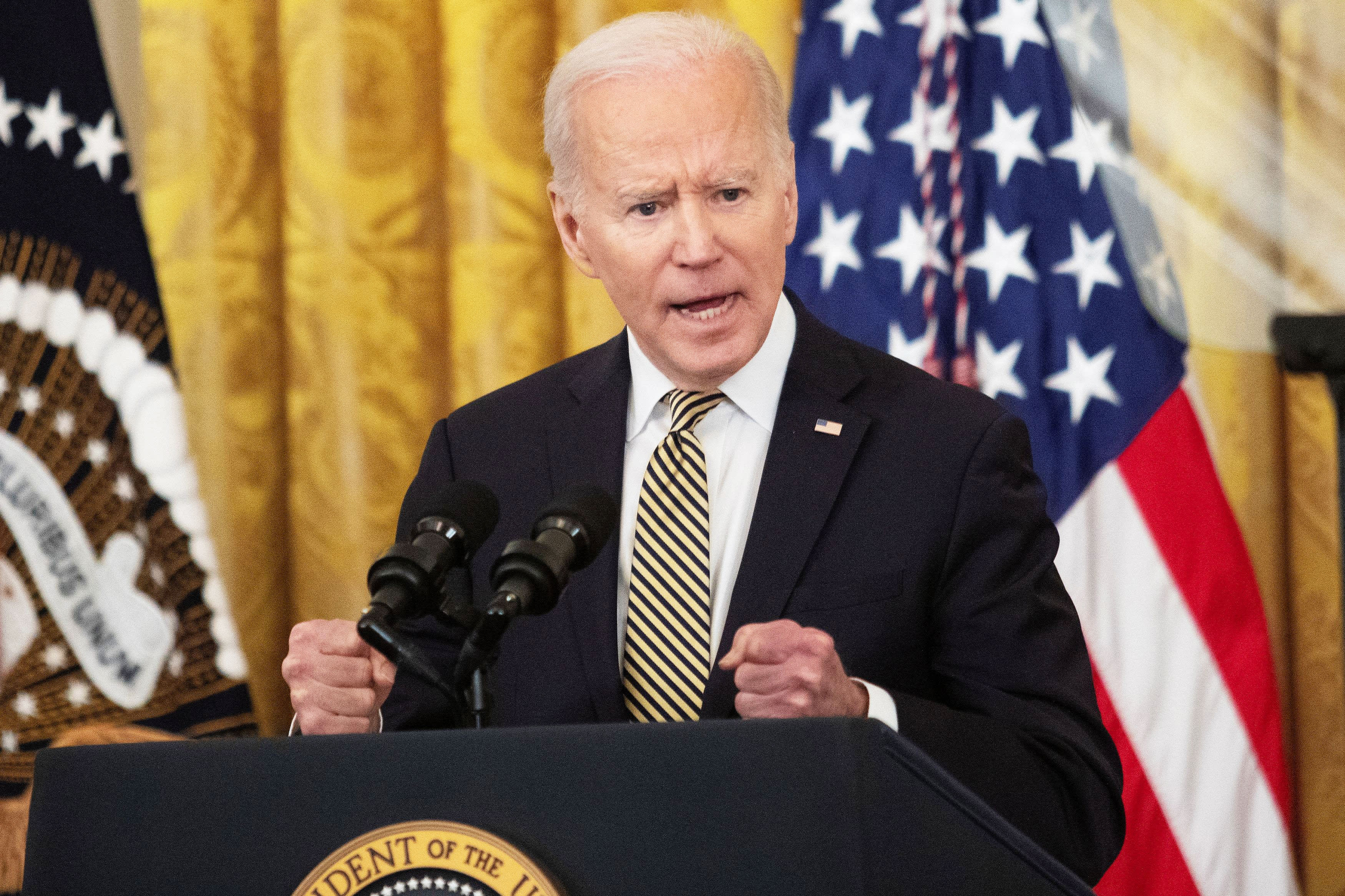Biden threatens Xi with global retaliation if China assists Russia in attacking Ukraine.