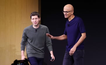 Microsoft appoints Sam Altman as head of its new AI team.