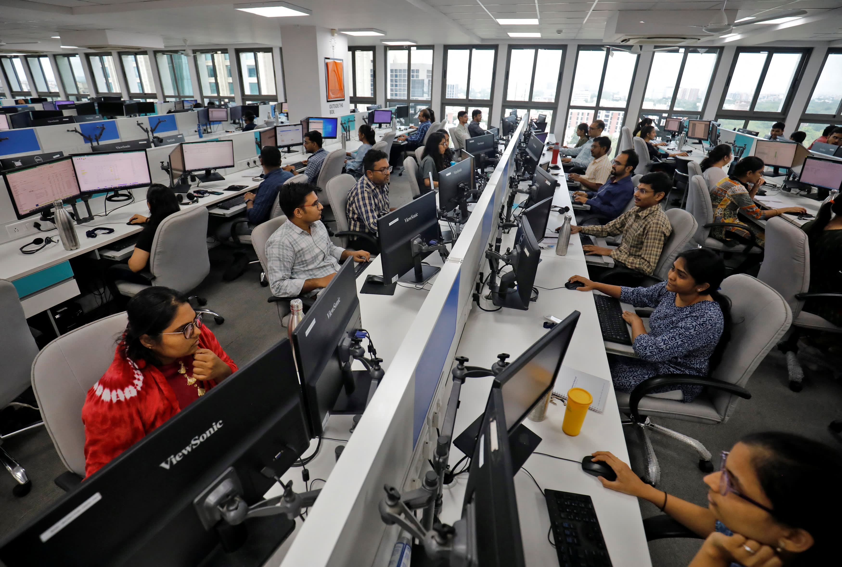 A ETF expert suggests that India is an ideal emerging market for investors.