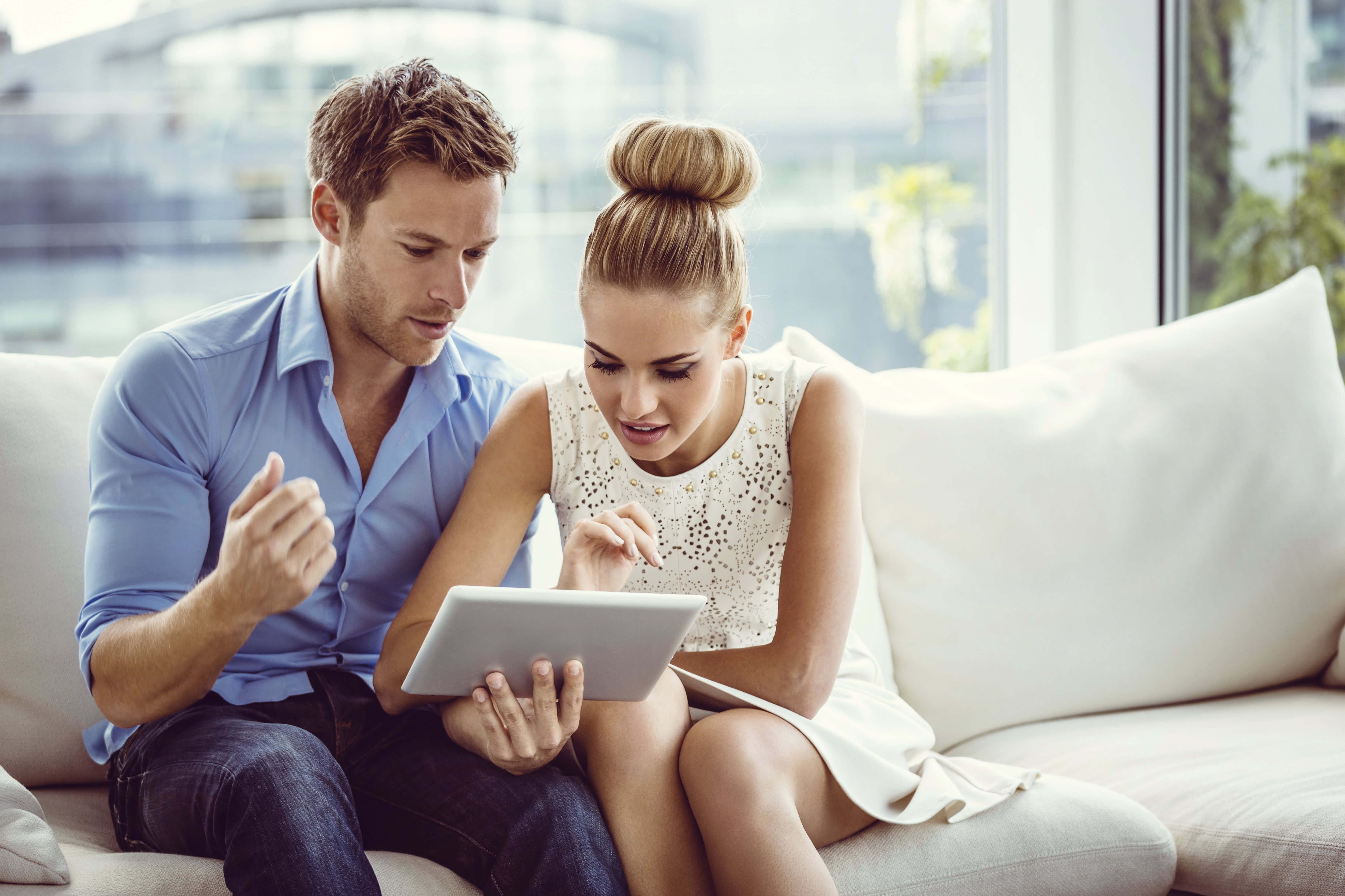 Should you fund a 529 college savings plan? Here's what experts recommend.