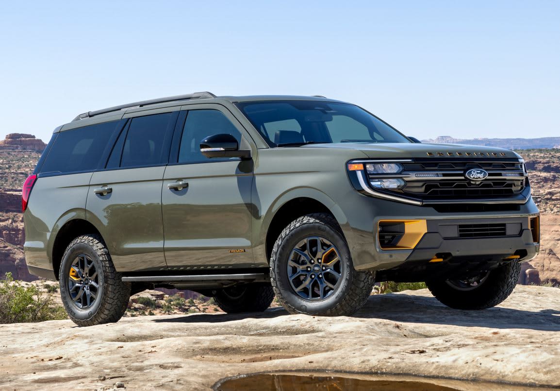 The 2025 Ford Expedition SUV is unveiled, featuring off-road and 'Ultimate' models.