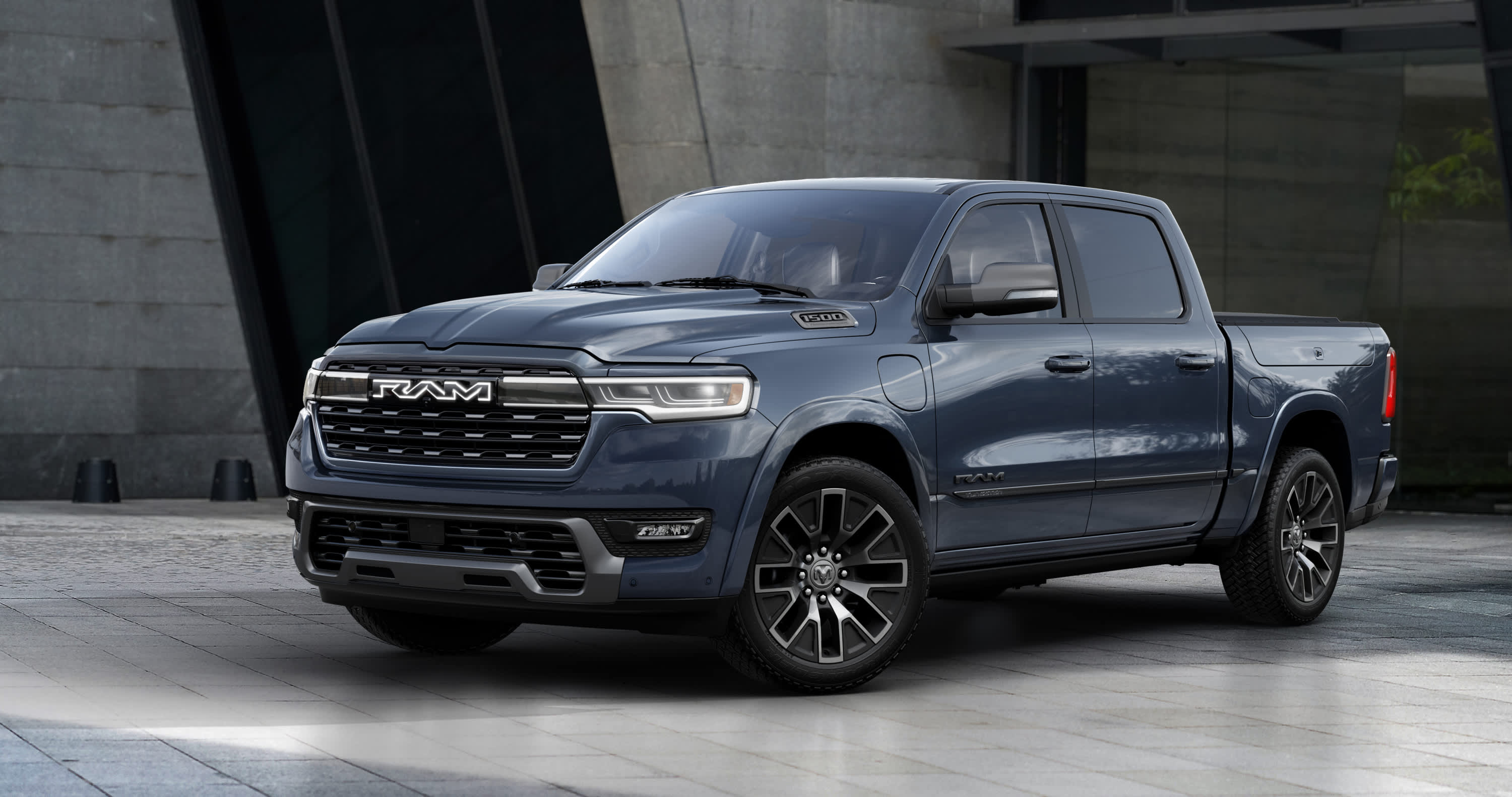 Stellantis postpones electric Ram pickup to prioritize plug-in 'EREV' model.