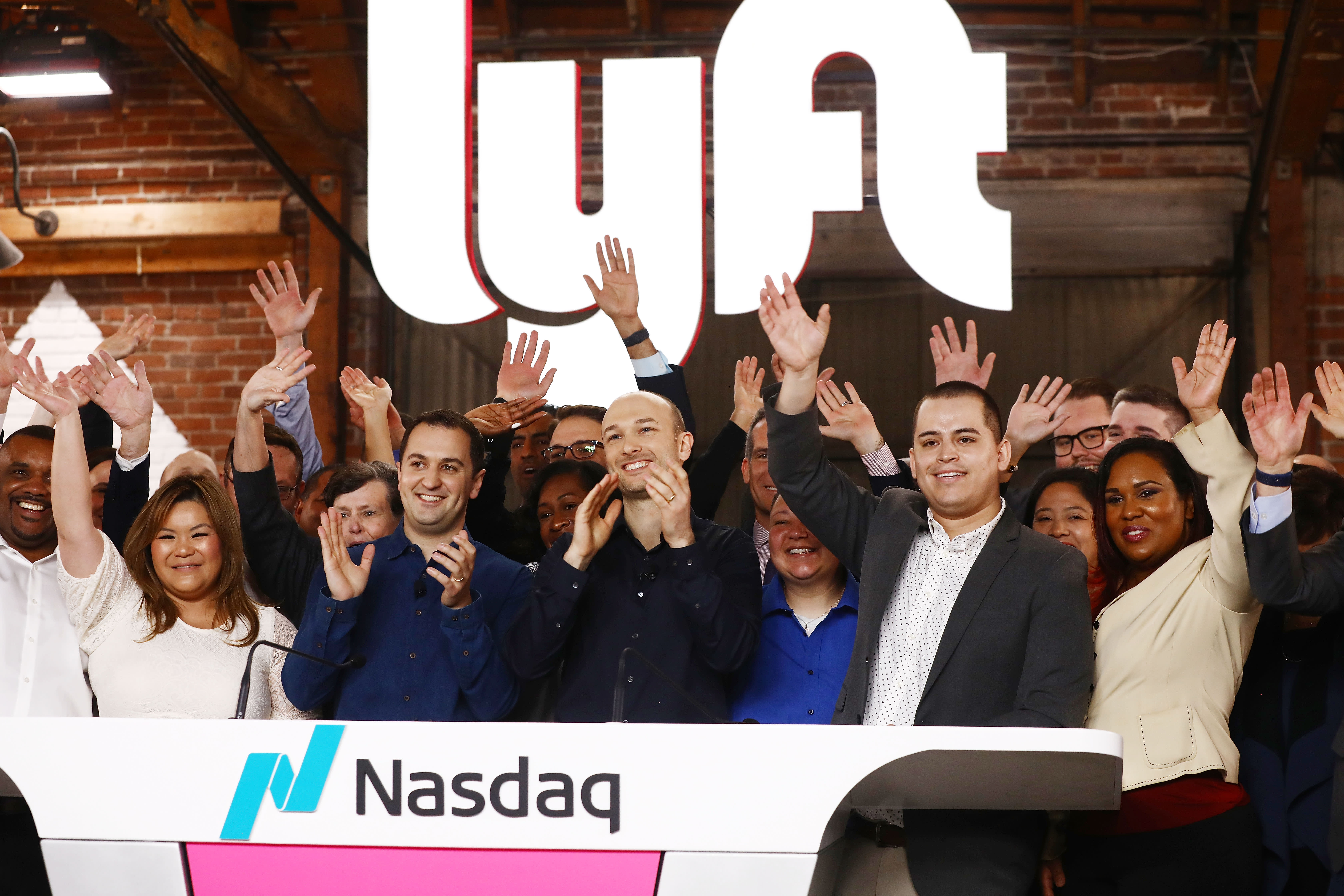 Lyft reports revenue growth but misses on passenger numbers.