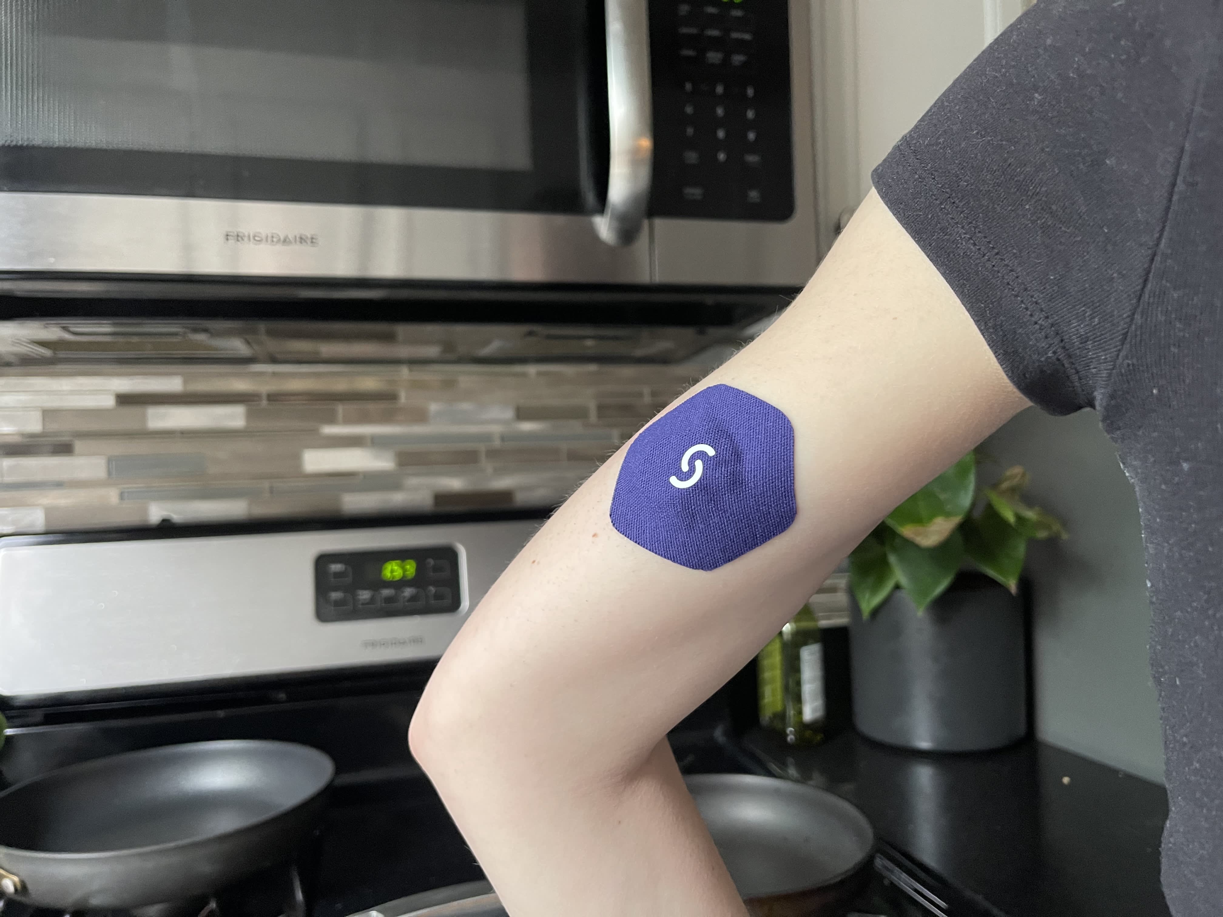 The Signos glucose monitor patch and AI system can assist you in making healthier eating choices.