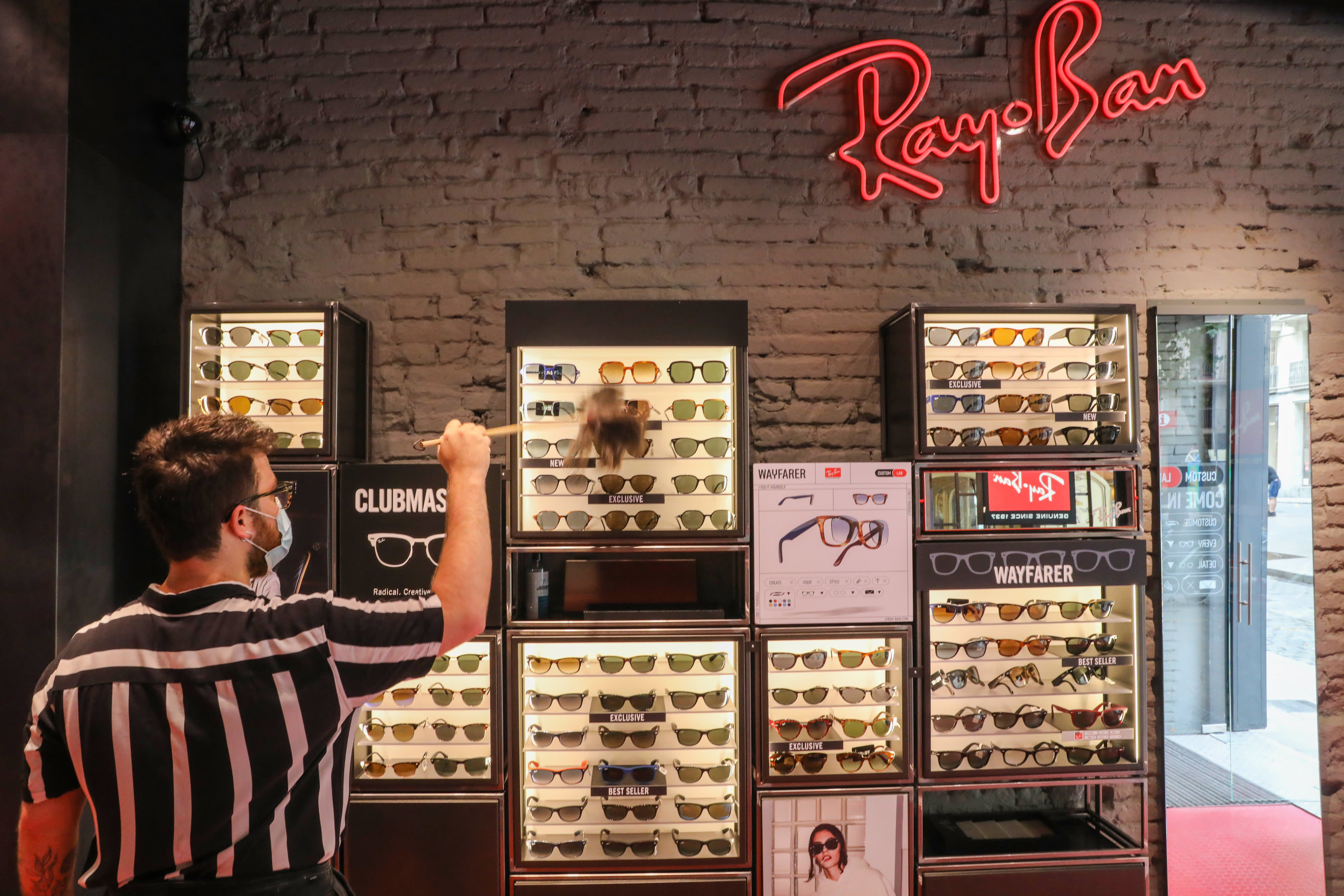 Luxottica, the maker of Ray-Ban, faces competition from Warby Parker's growth plans.