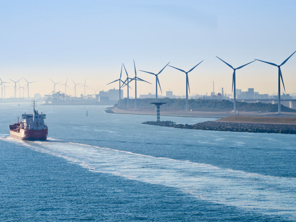 The decarbonization of shipping will undoubtedly lead to inflation, according to the CEO of the industry.