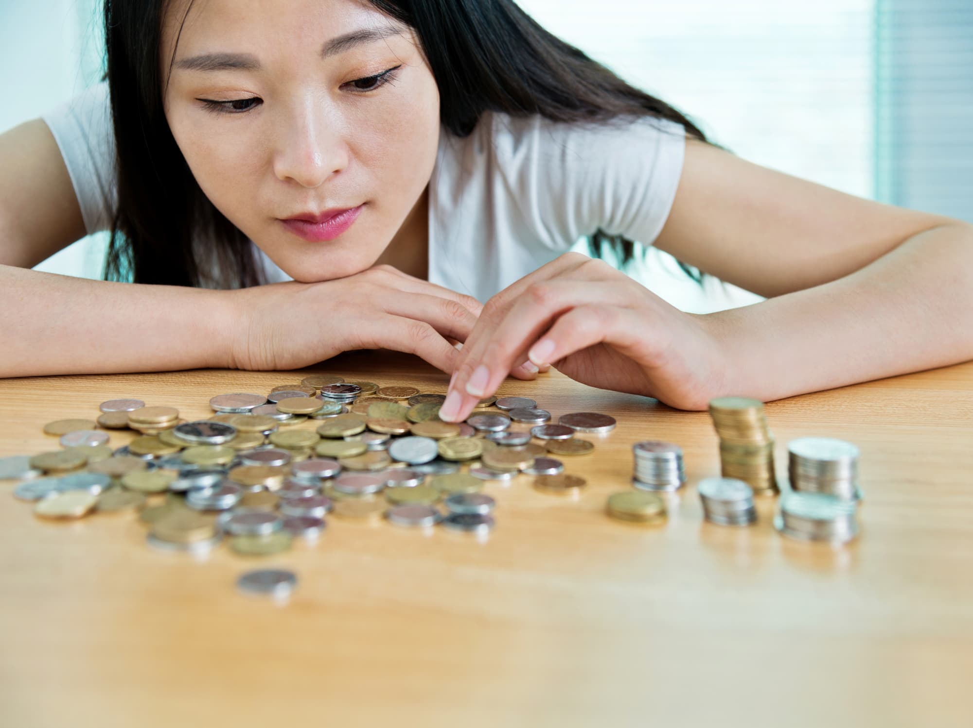 Despite Gen Zers worldwide accumulating debt, China's young people are practicing "revenge saving."