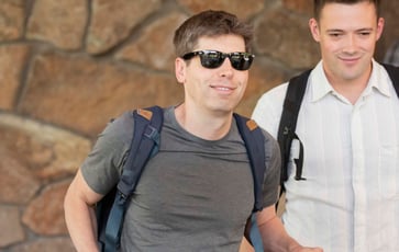 Sam Altman's Reddit stake value surpassed $1 billion following a post-earnings increase.