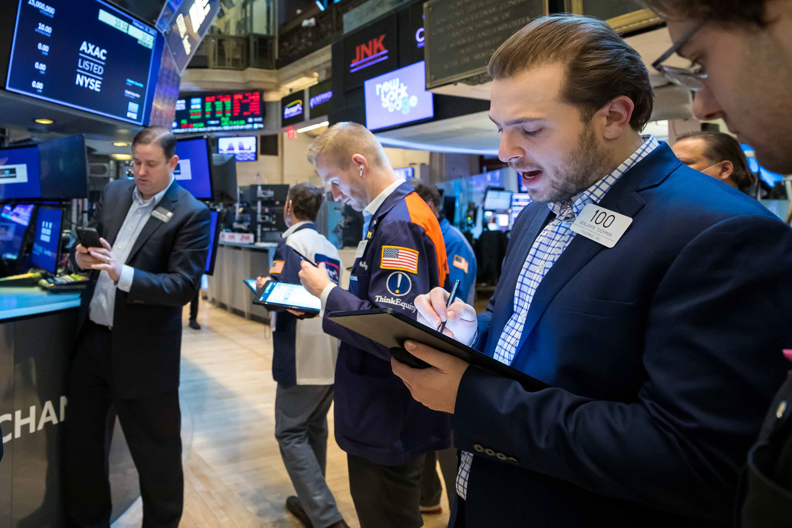 A turbulent week in markets could be triggered by Russia's actions towards Ukraine and concerns about Fed rate hikes.