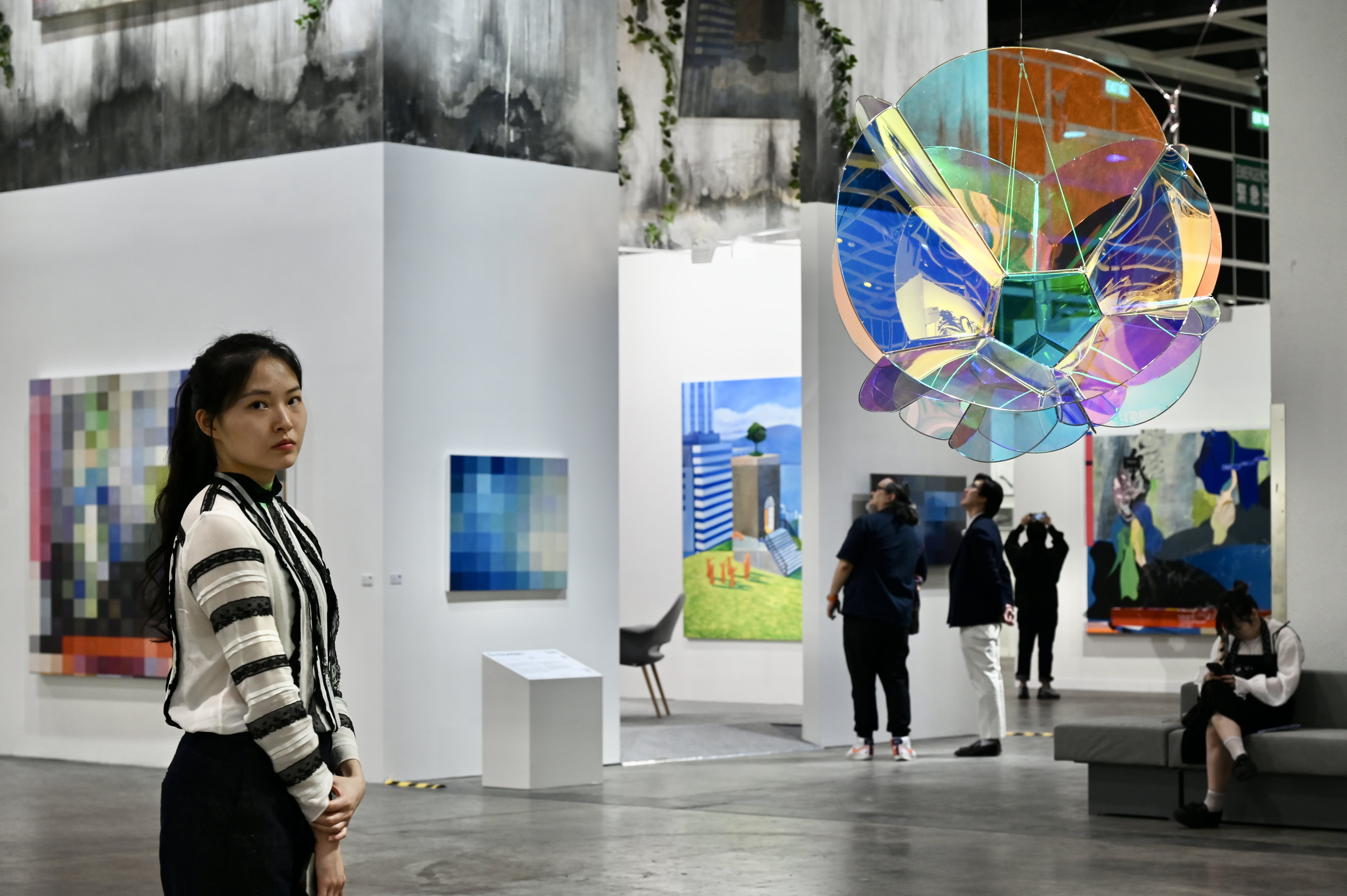 Art is becoming a significant expense for younger Asian generations.