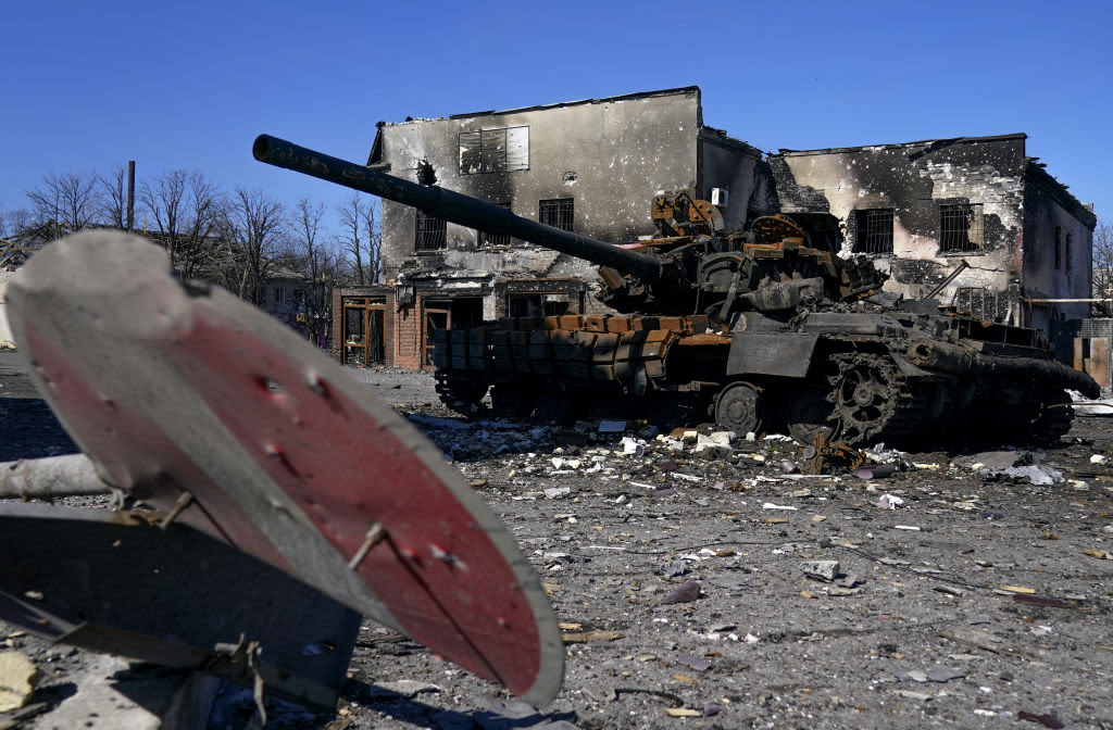 NATO estimates that up to 40,000 Russian soldiers have been killed, wounded, captured, or missing in action in Ukraine.