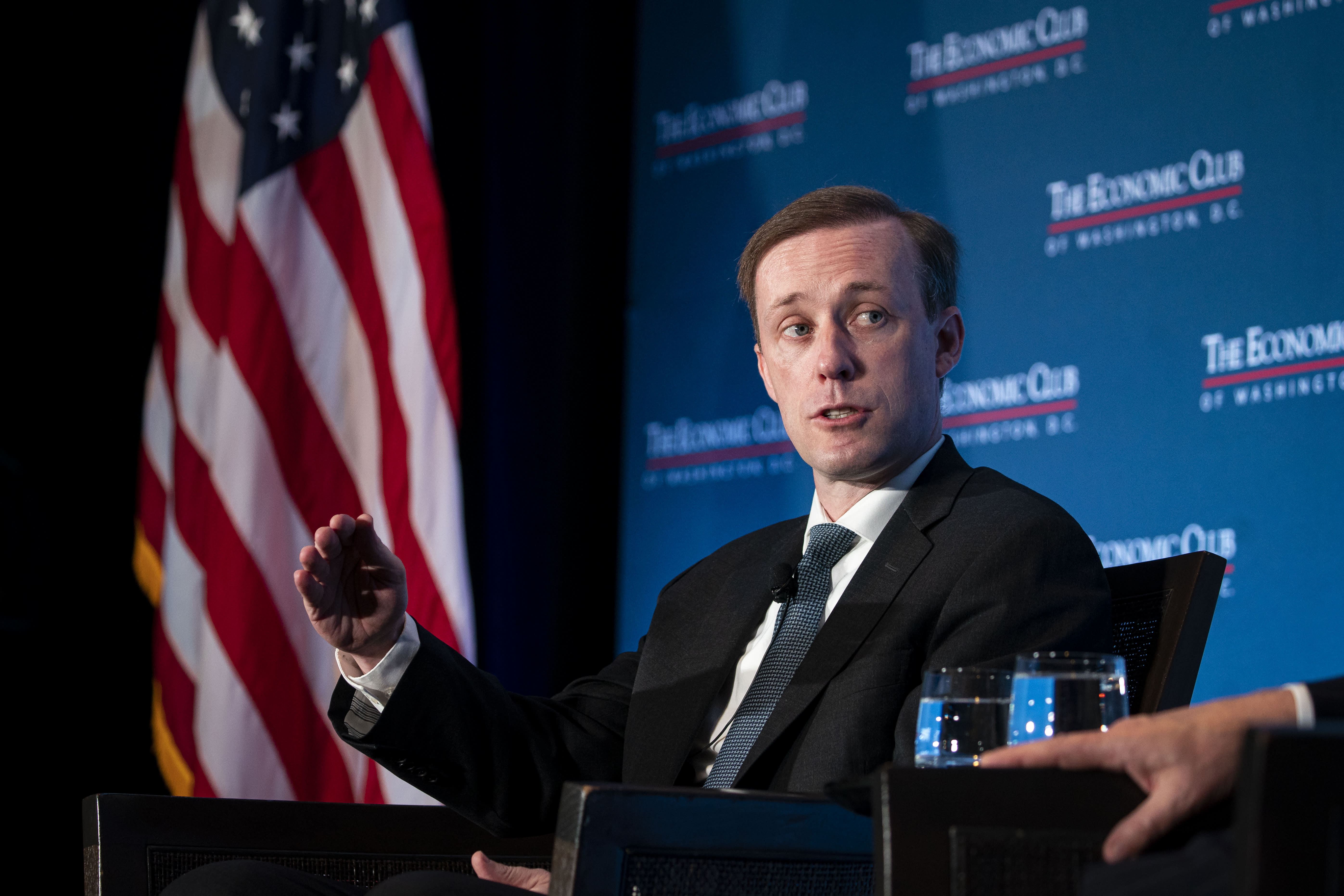 Biden's security advisor announces White House will tighten restrictions on Russian sanctions evasion.