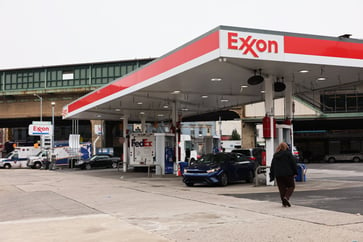 Exxon's Fourth-Quarter Earnings Exceed Expectations, Lead to Higher Dividend Payout